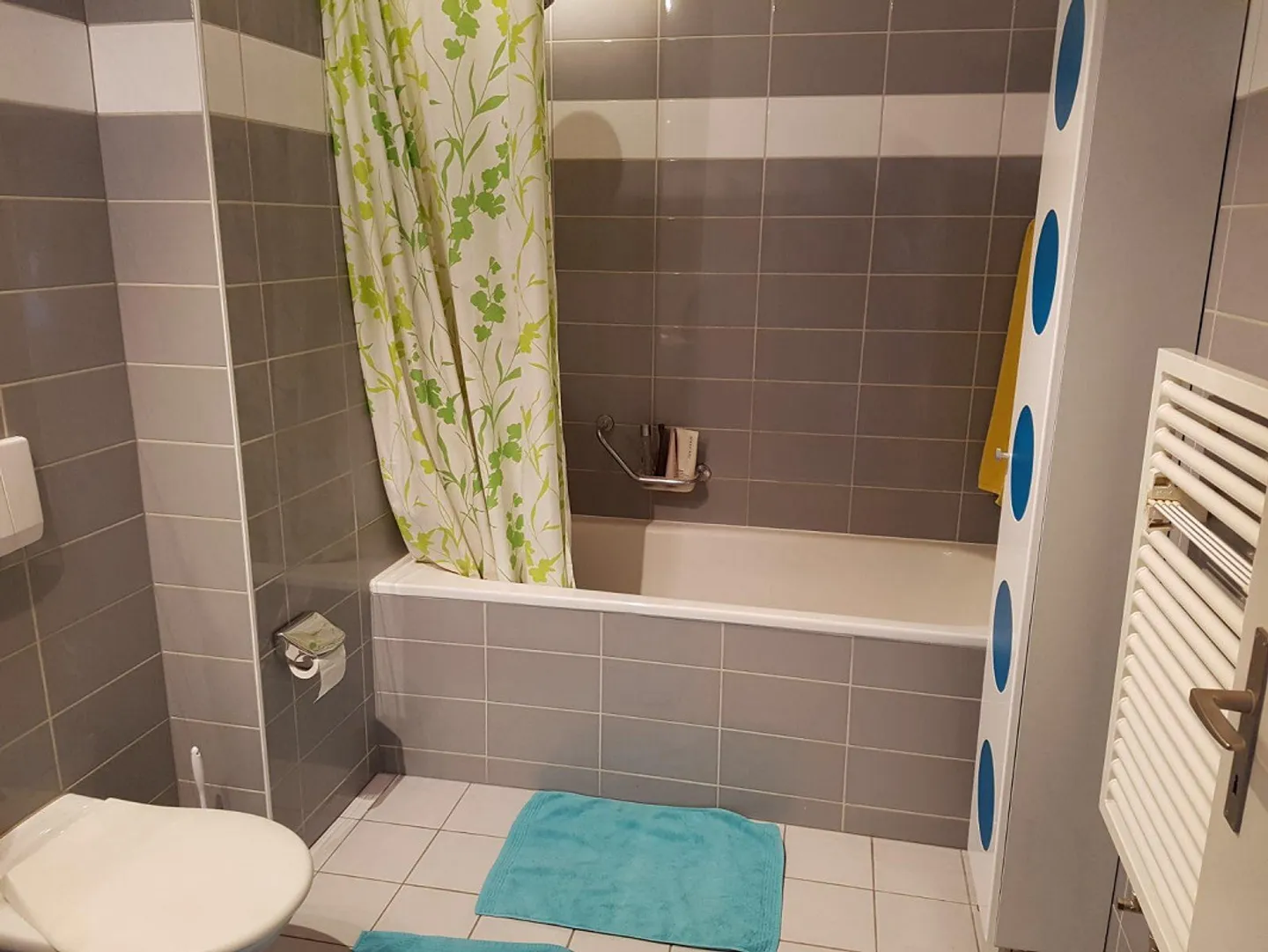 piccolo appartamento accogliente 2 1/2 in soffitta a Bümpliz - Foto 11 di 15