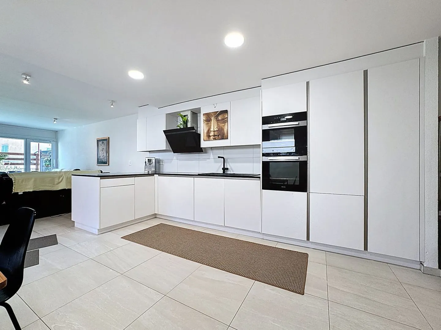 Herzlicher Empfang garantiert - 4,5-Zimmer-Wohnung mit Terrasse, Balkonen und privater Eingang, 10 Minuten von Lausanne entfernt - Foto 5 von 13