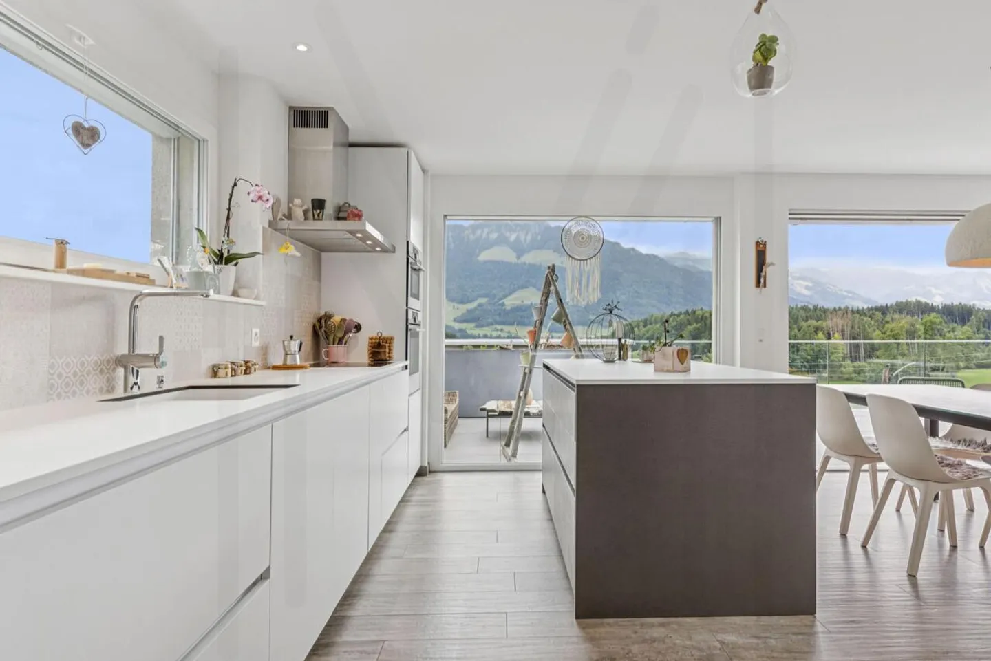 Splendide appartement de 5 pièces avec terrasse panoramique - Foto 13 von 15