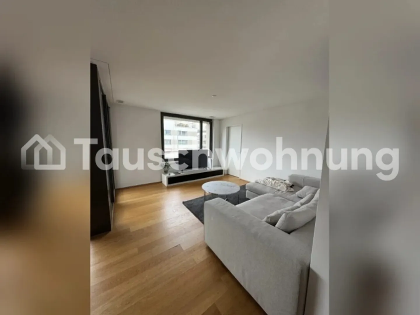 Bright and modern 4.5-room apartment near Stettbach train station - Photo 3 of 11