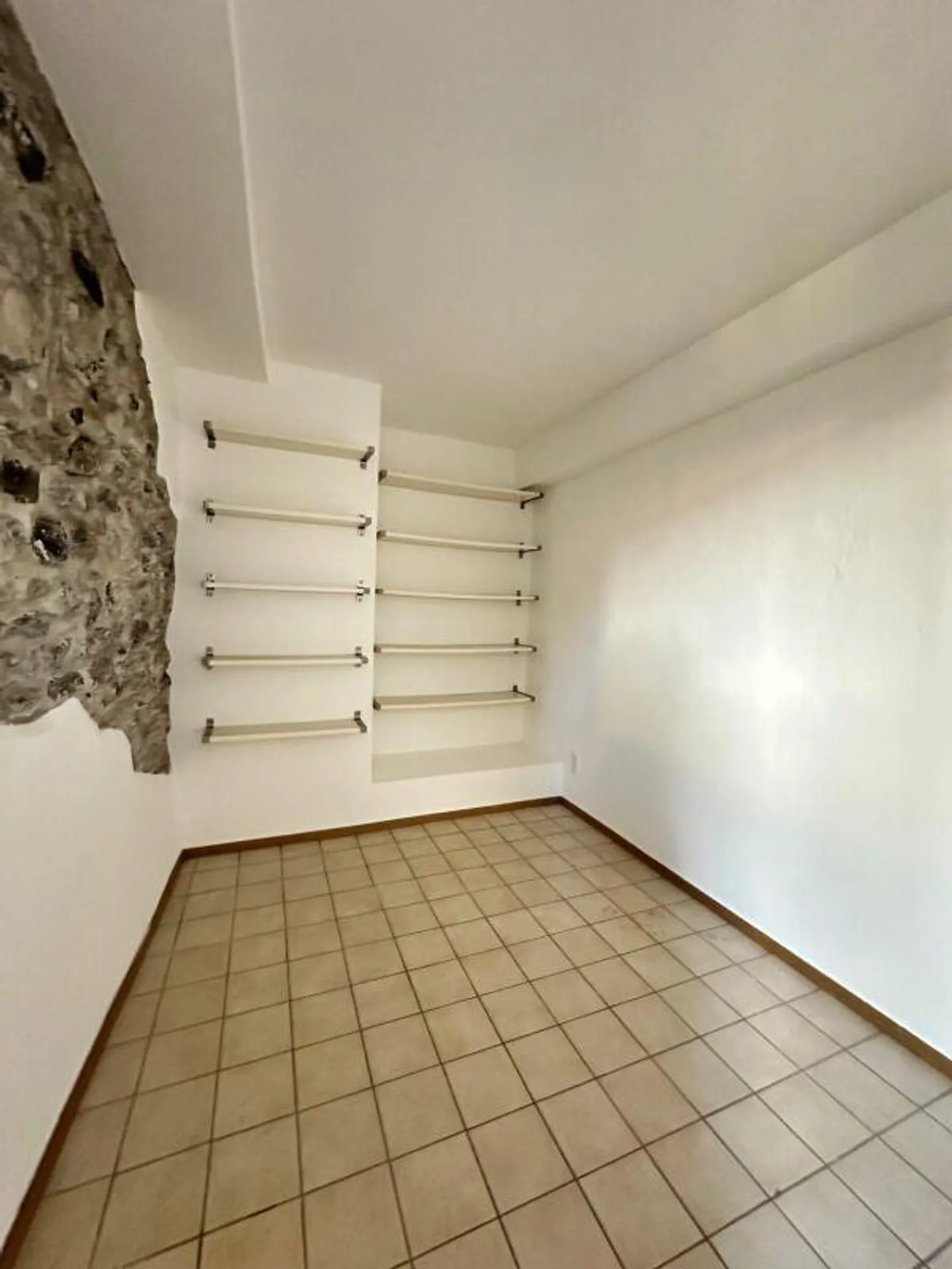 Incantevole 3 locali in casa storica vicino al lago - Foto 6 di 12