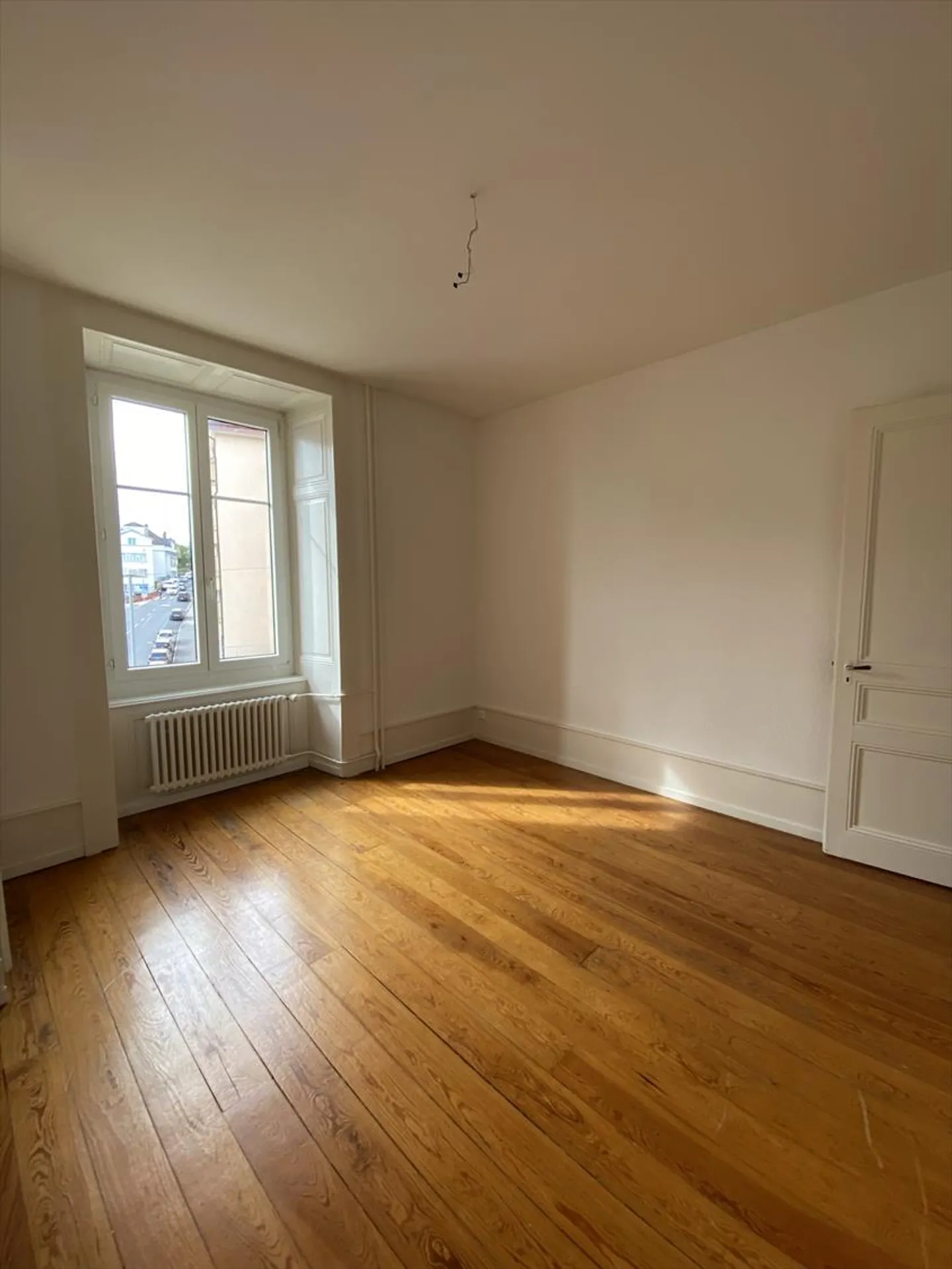 4.5 Room Apartment - Photo 4 of 8