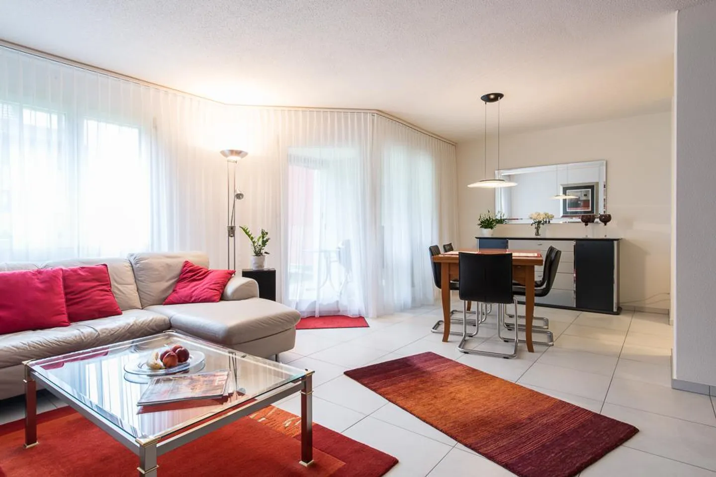 Appartamento affascinante in un quartiere adatto alle famiglie - Foto 2 di 11
