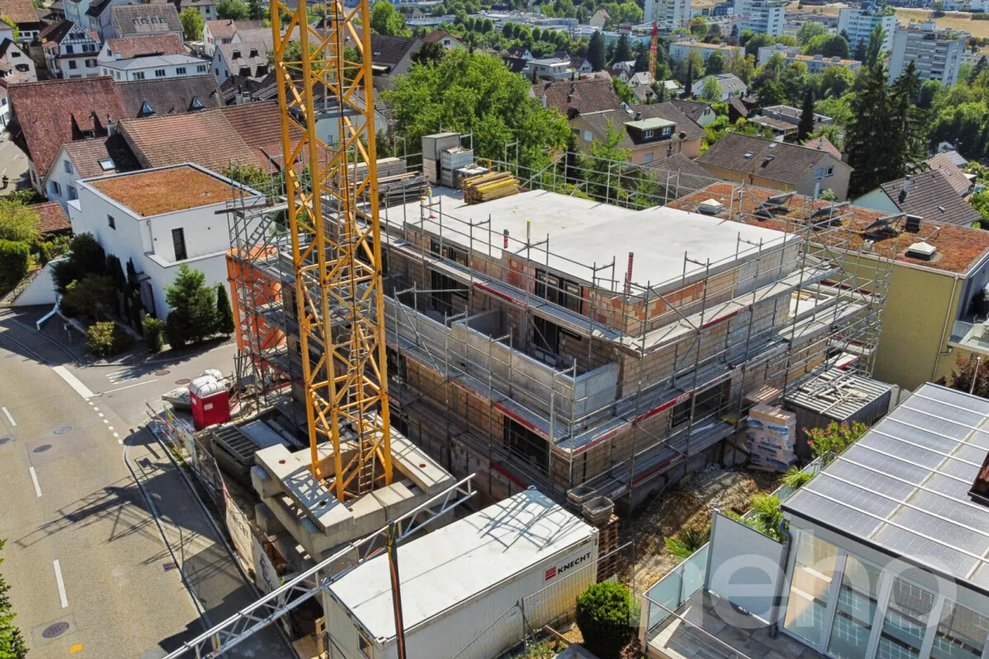 Moderna casa a schiera angolare di 5,5 stanze con giardino e vista panoramica - Foto 8 di 12