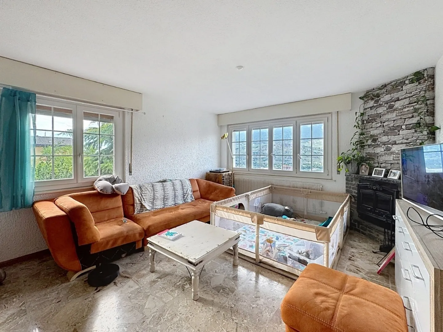 Sion, villa di 5.5 stanze di 197m2 nei pressi di Bramois, in piena natura, garage, coperto - Foto 2 di 27