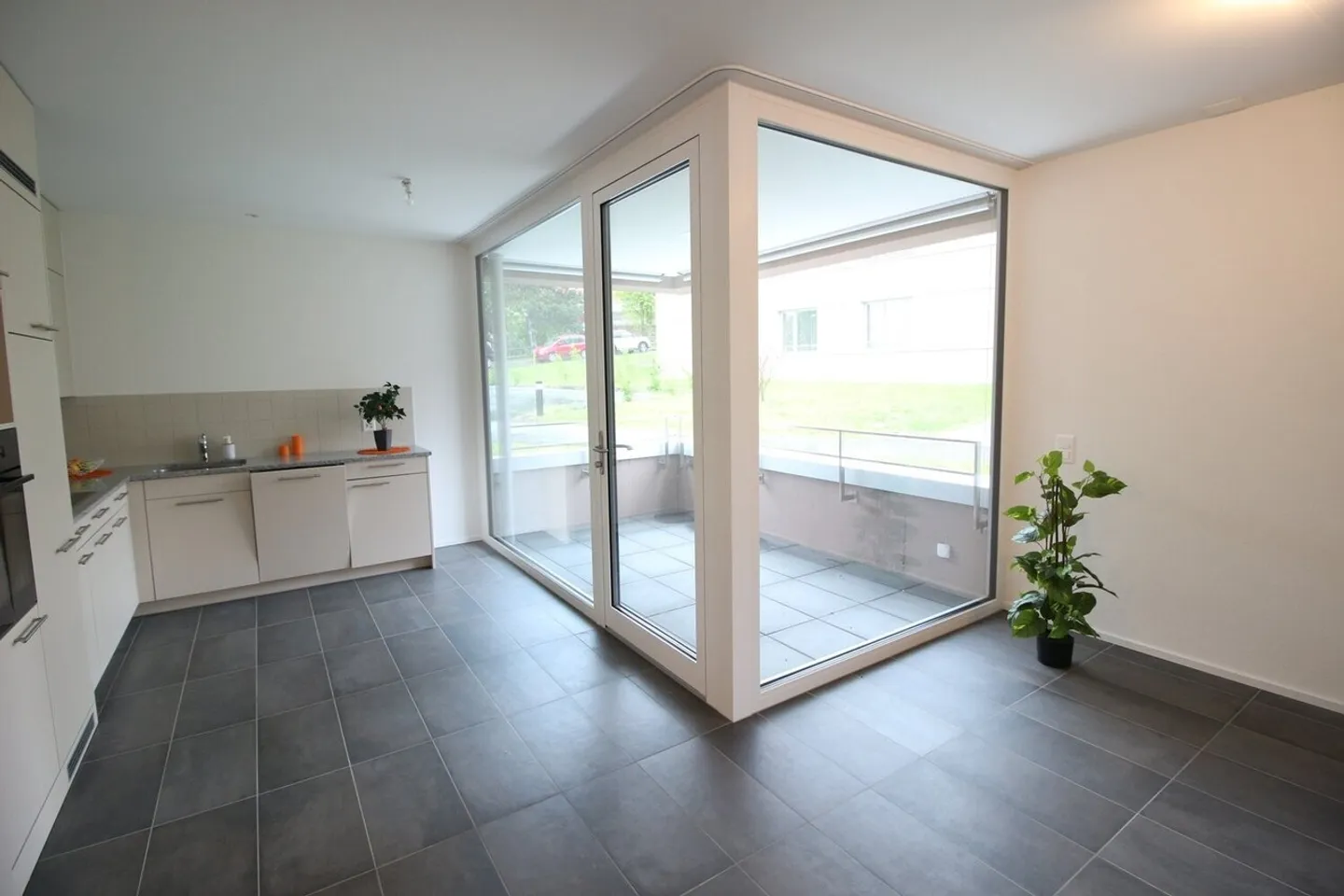 Charmant appartement 3½ pièces - Photo 3 sur 8