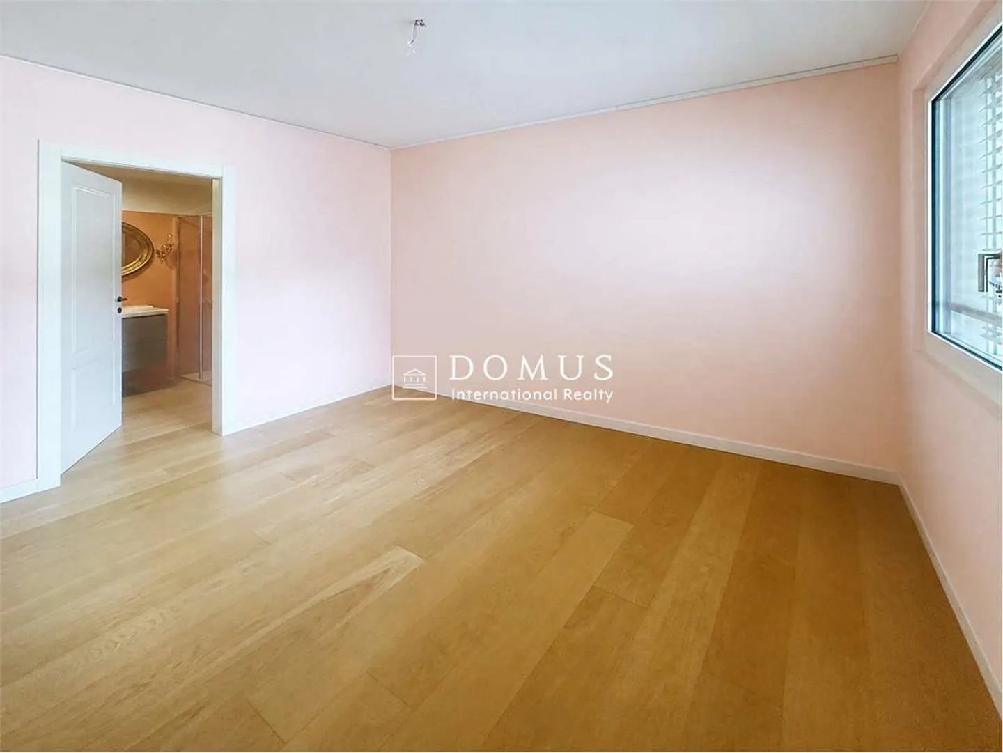 Appartamento di Lusso con Vista Lago - Foto 11 di 13