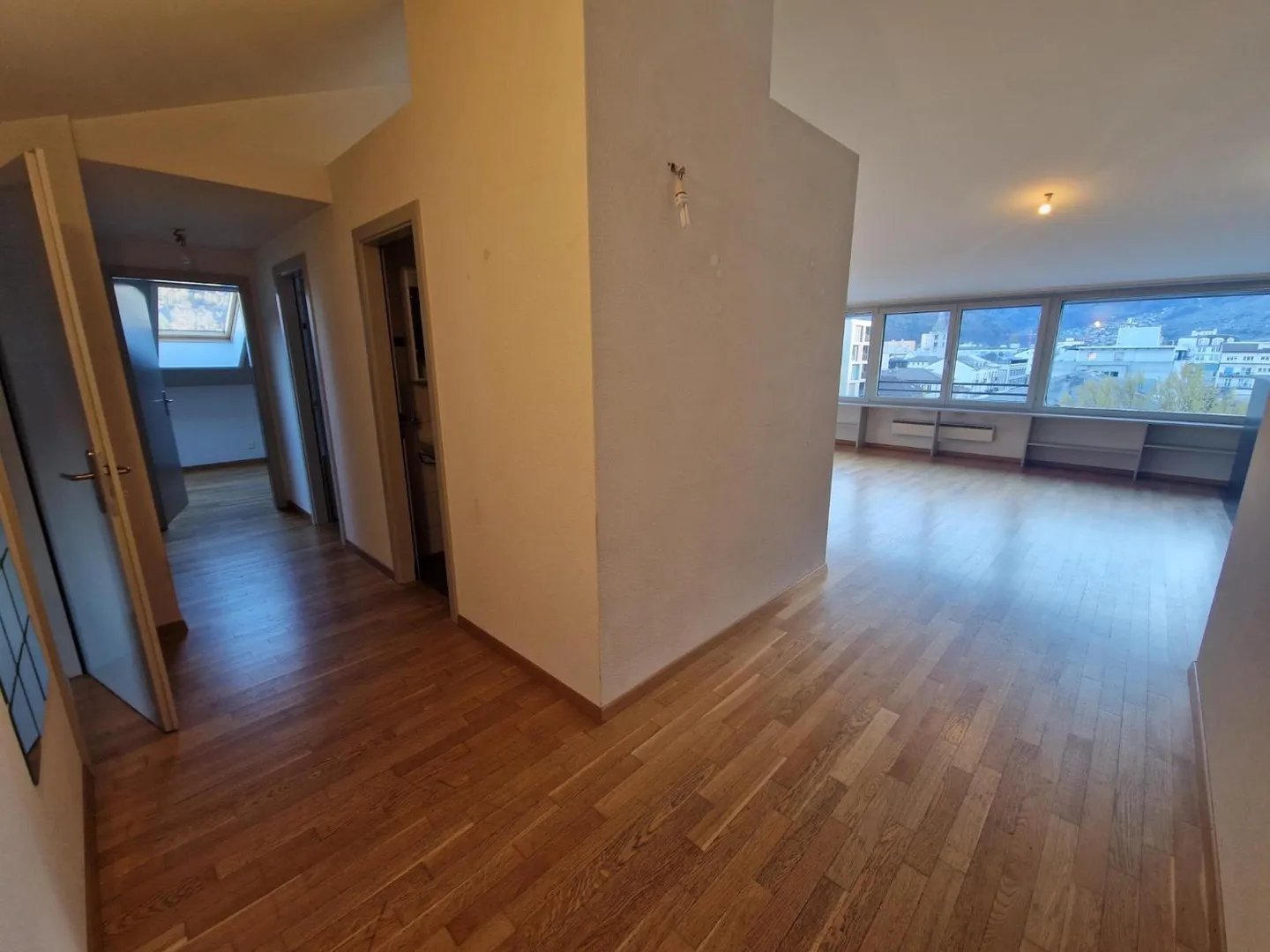 4,5-Zimmer-Wohnung - Foto 3 von 12