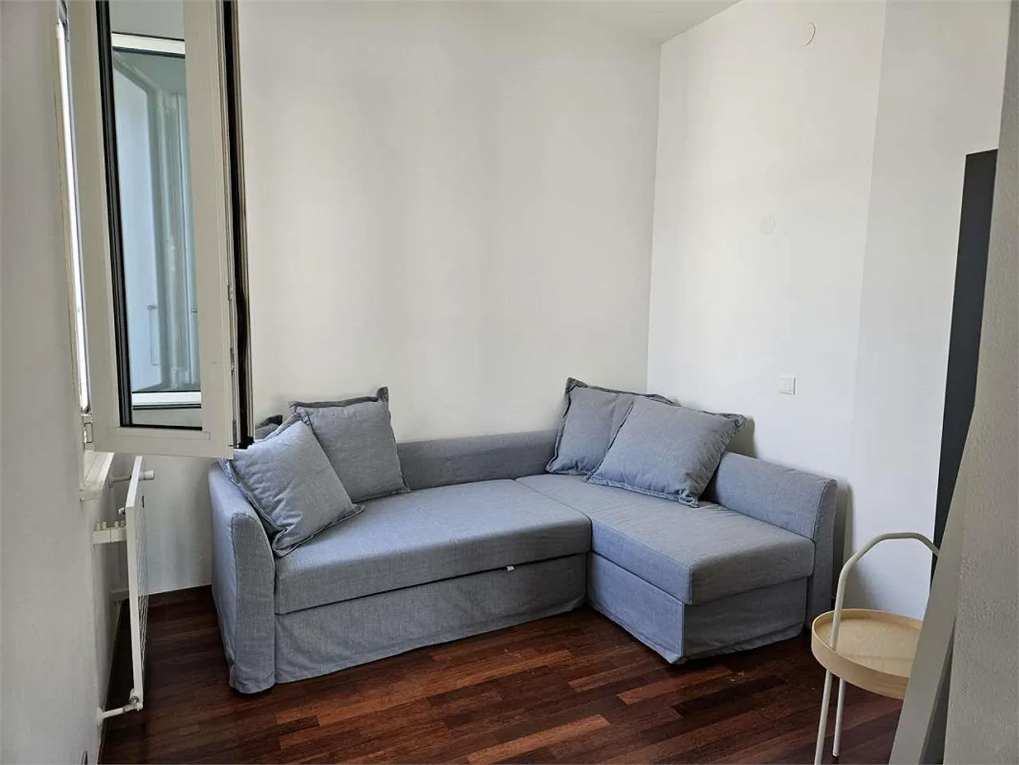 Lugano: modern furnished one-room apartment in the center - Photo 4 of 6