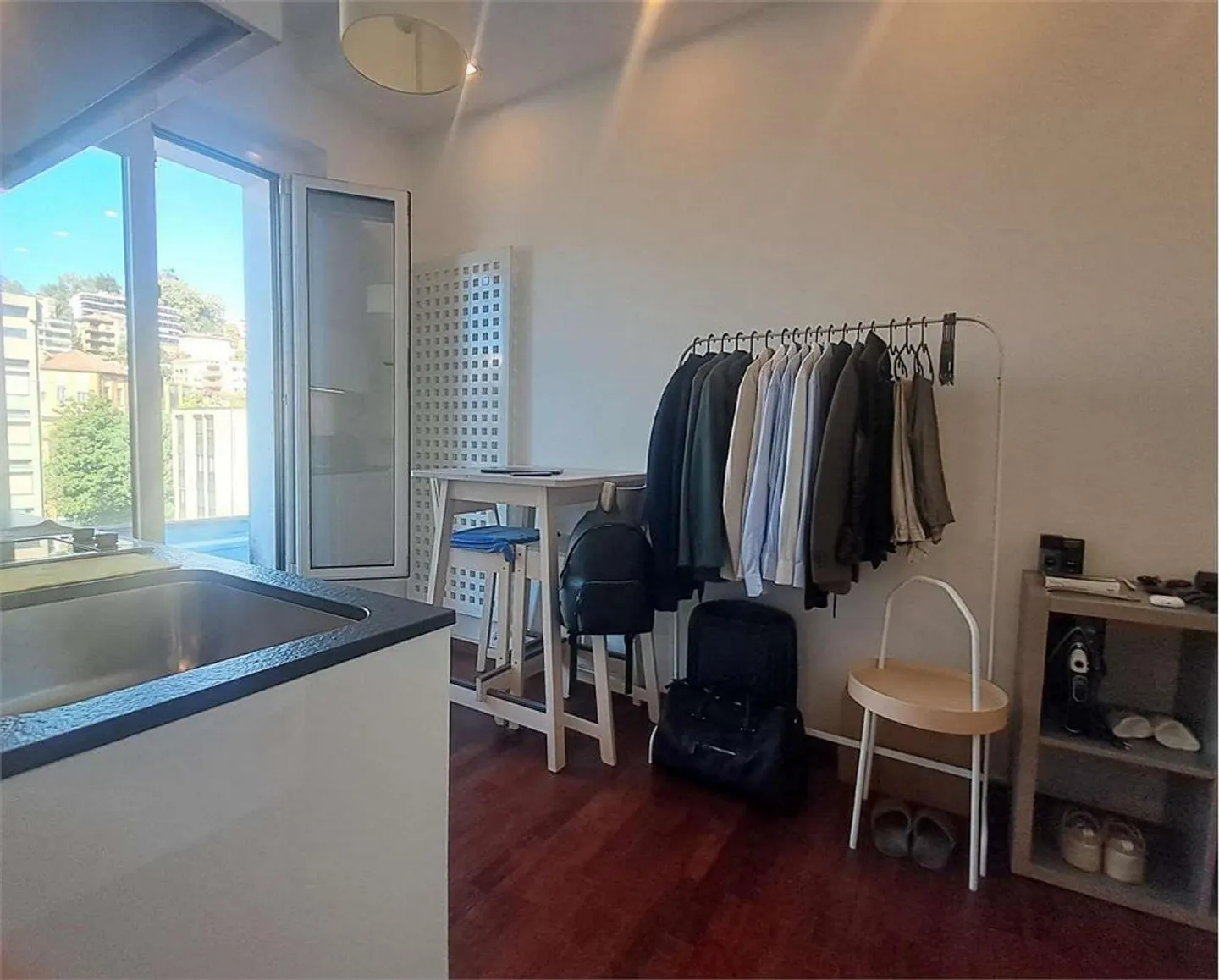 Lugano: modern furnished one-room apartment in the center - Photo 2 of 6