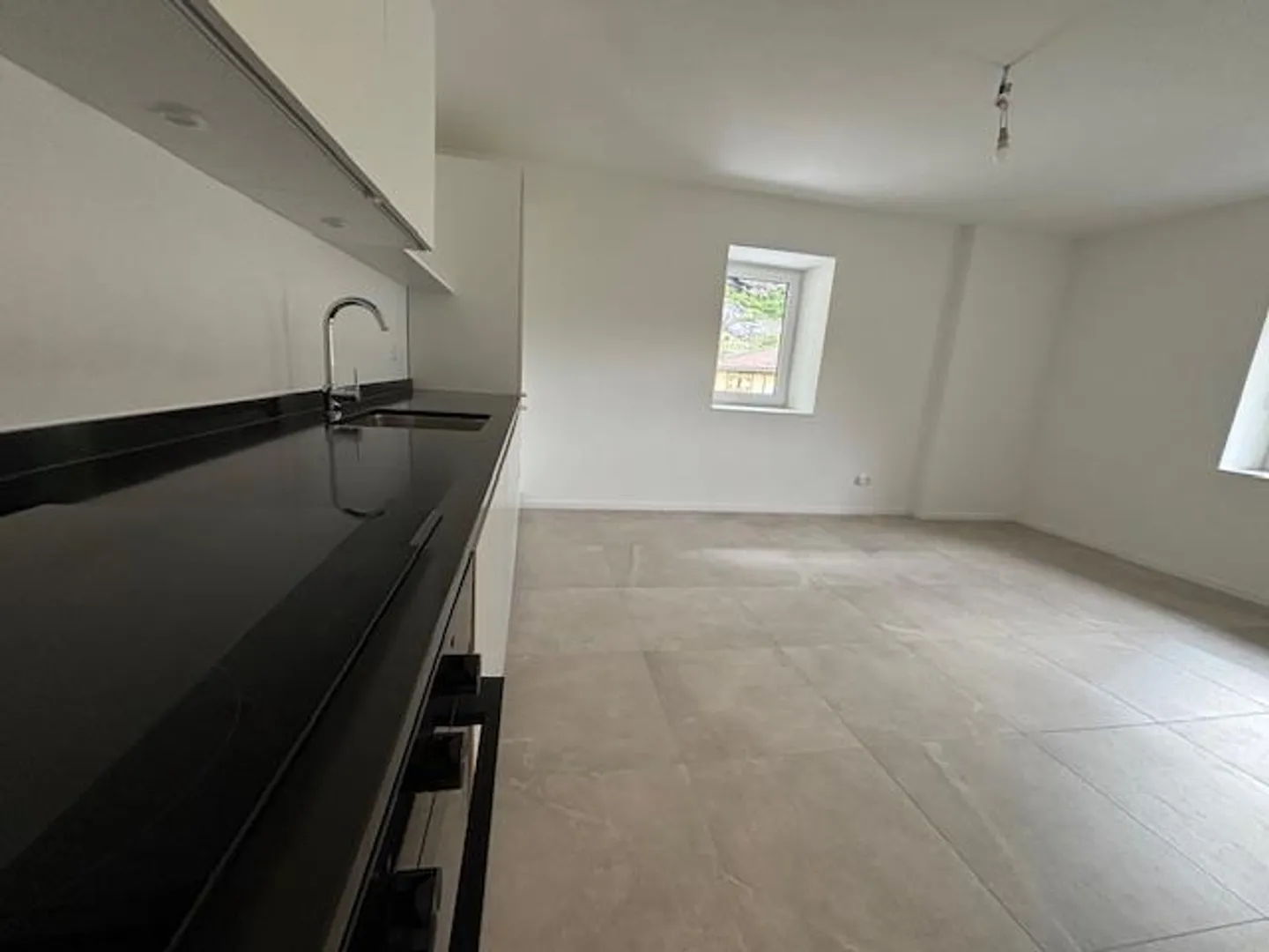Appartement Moderne avec Terrasse - Photo 26 sur 30