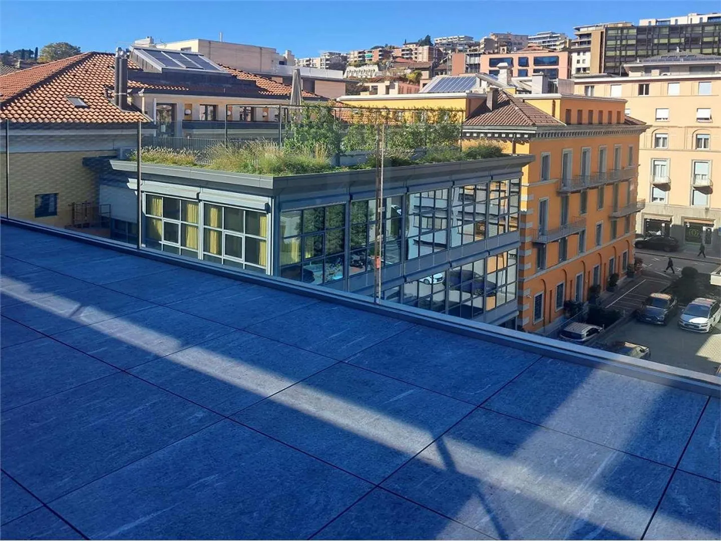 Lugano: modern furnished one-room apartment in the center - Photo 6 of 6