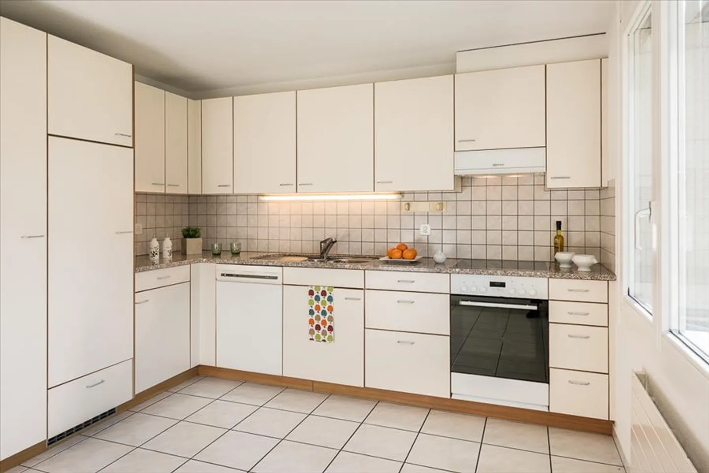 Appartamento familiare con sole serale - Foto 3 di 9