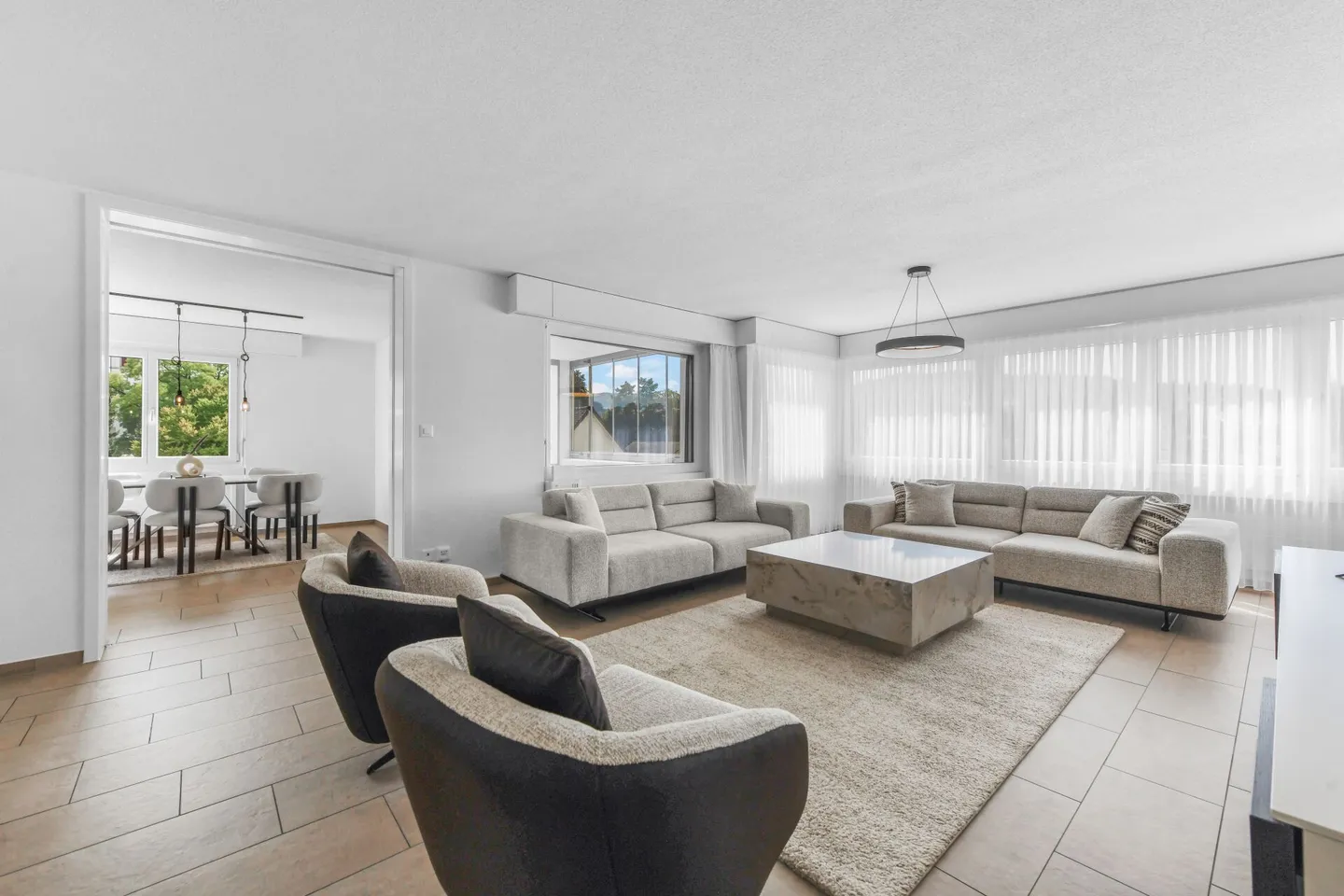 Vivre avec confort et vue - 5,5 pièces au centre - Photo 1 sur 23