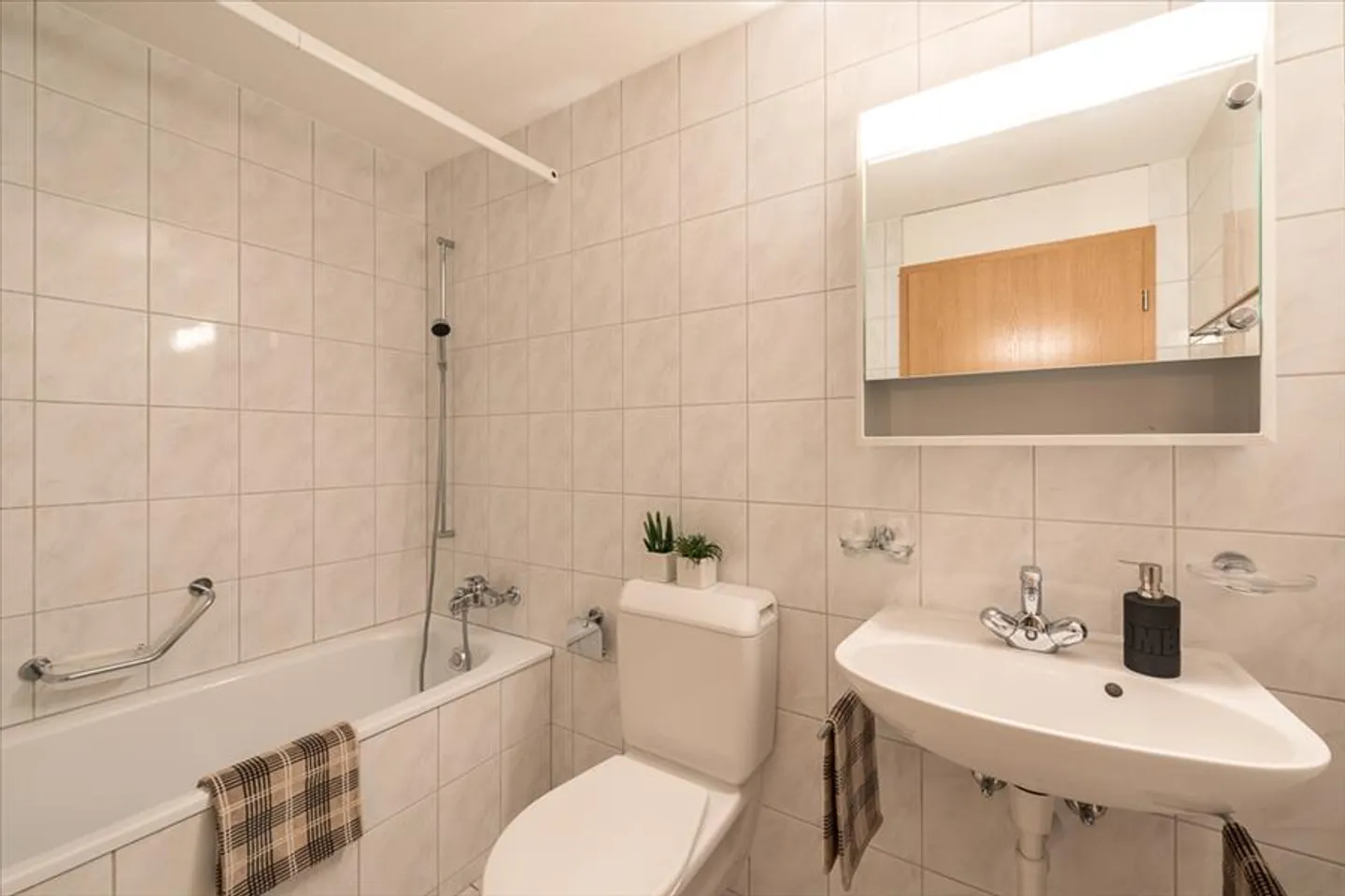 Appartamento familiare con sole serale - Foto 4 di 9