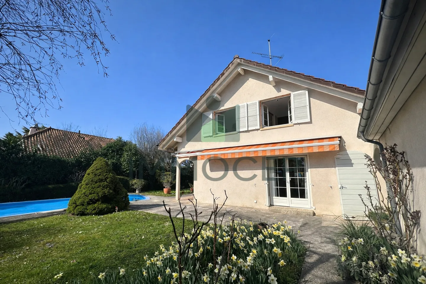 Rare individual house of 200 m2 living space in Cologny - Photo 1 of 11