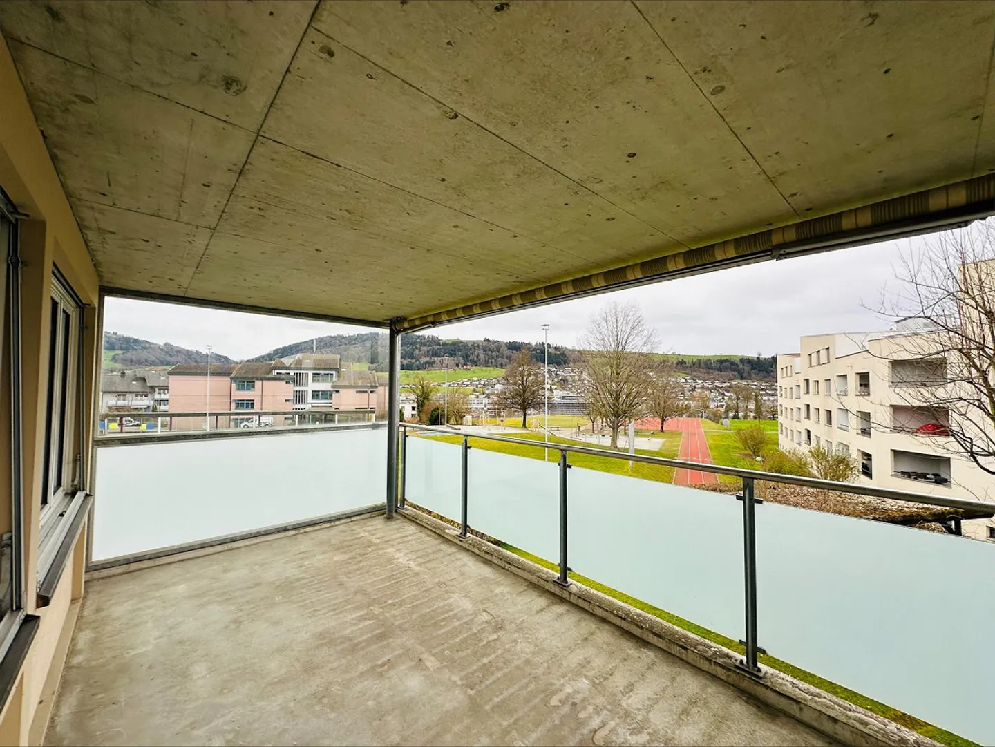 Charming 3-room apartment in a central location in Buchrain (limited term) - Photo 7 of 7