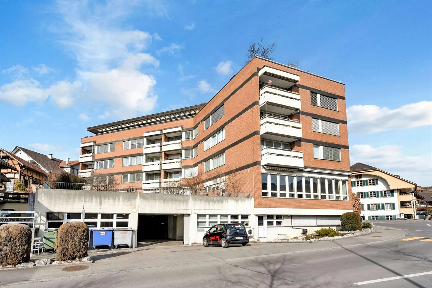 Negozio in posizione centrale con terrazza a Steffisburg in vendita - Foto 12 di 13