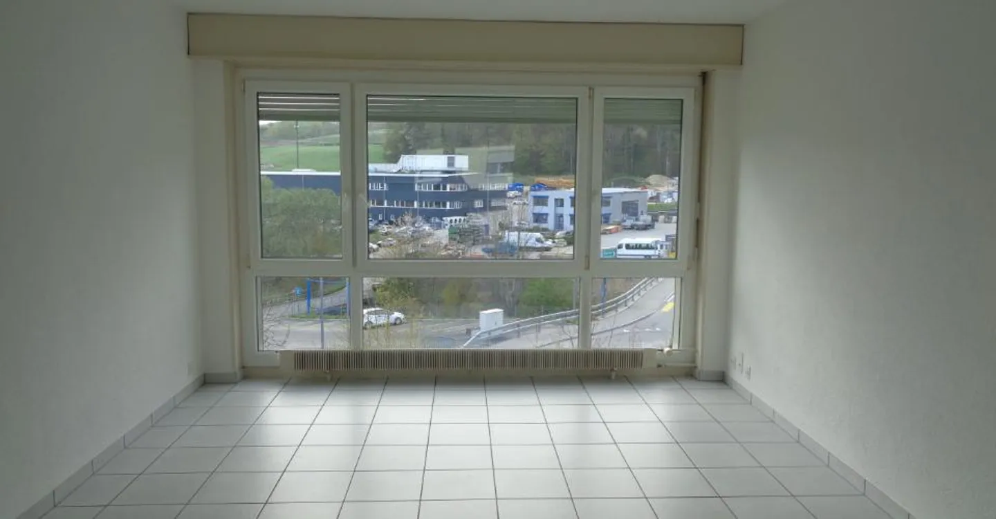 Appartement Charmant dans un Quartier Calme - Photo 4 sur 12