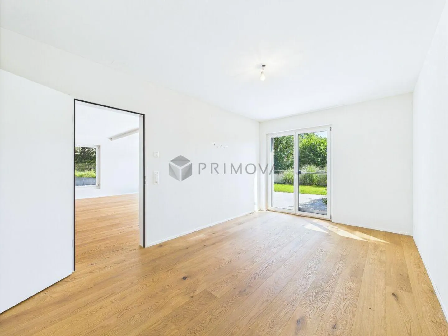 Privato. Soleggiato. Elegante. Dove design, tranquillità ed esclusività formano un'unità armoniosa. - Foto 6 di 10