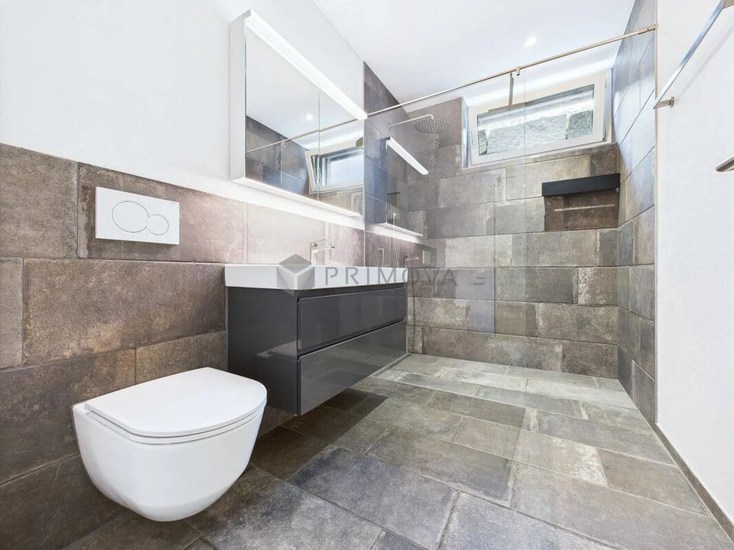 Privato. Soleggiato. Elegante. Dove design, tranquillità ed esclusività formano un'unità armoniosa. - Foto 8 di 10
