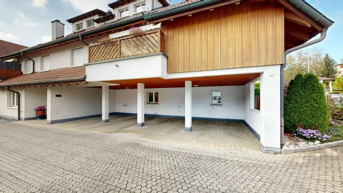 Pratique, Bureau ou Transformation en Espace de Vie ? Vous Décidez - Photo 16 sur 26