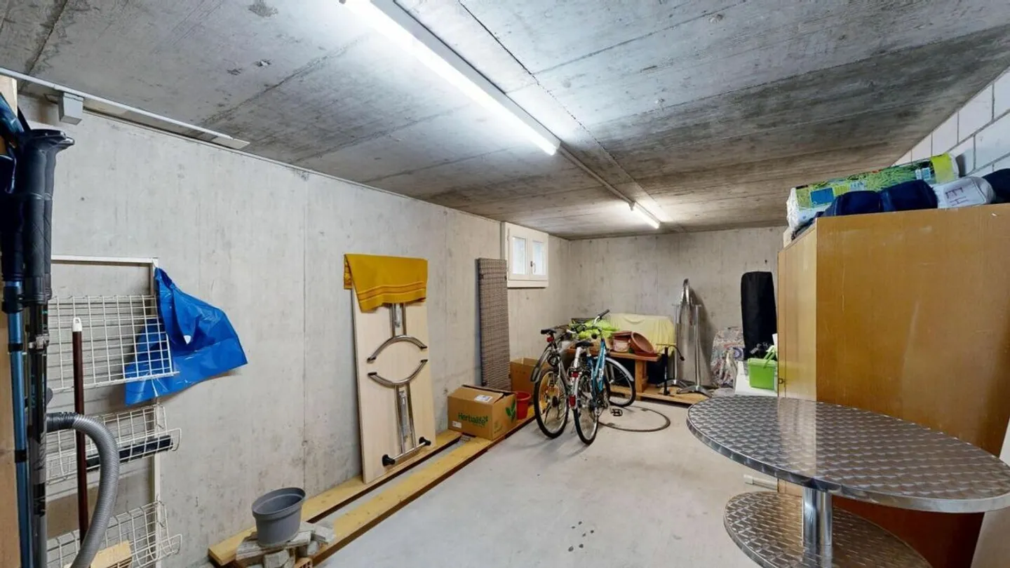 Pratique, Bureau ou Transformation en Espace de Vie ? Vous Décidez - Photo 19 sur 26