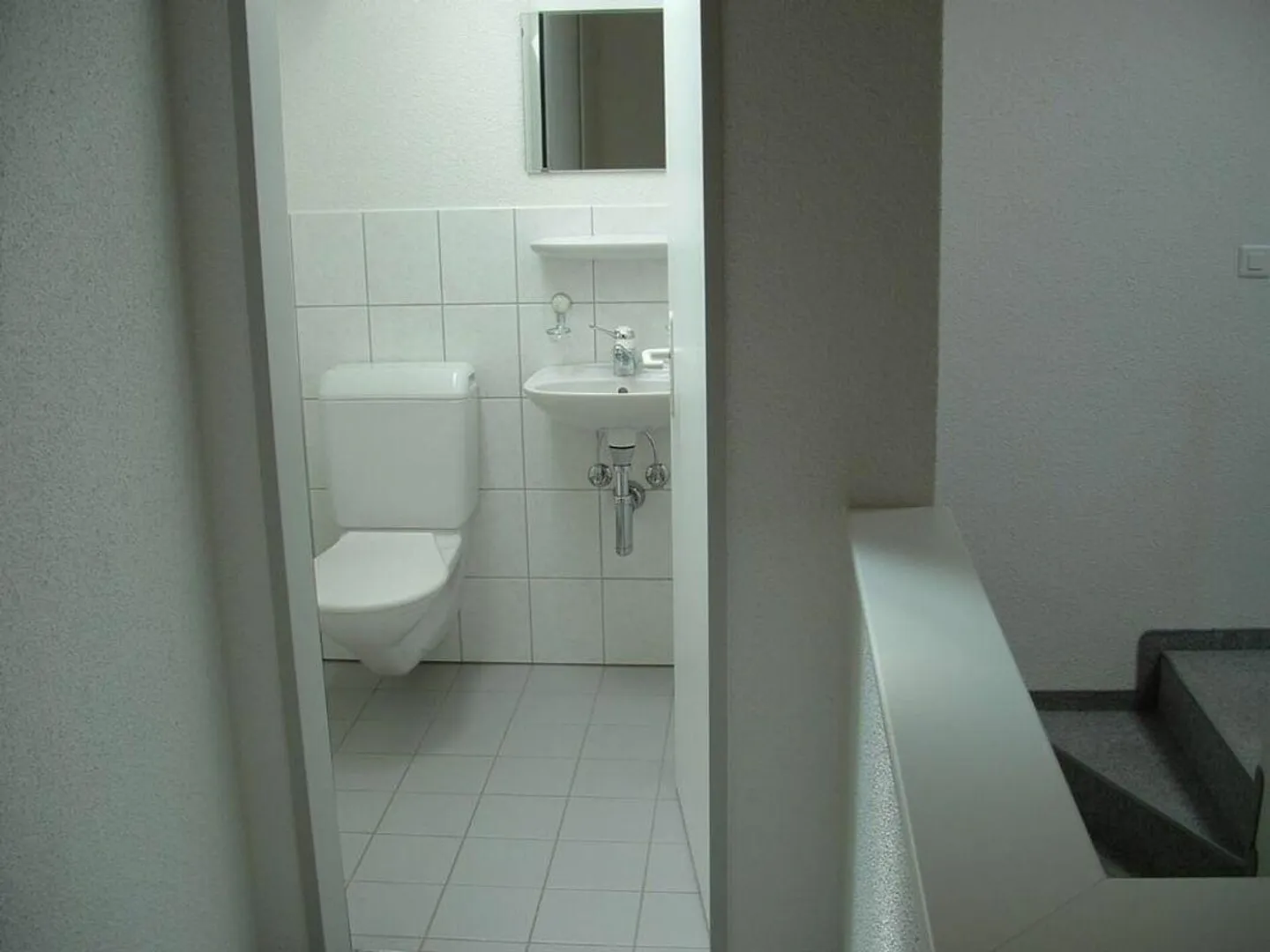Ampio appartamento duplex di 4,5 locali in una zona residenziale ben curata - Foto 5 di 9
