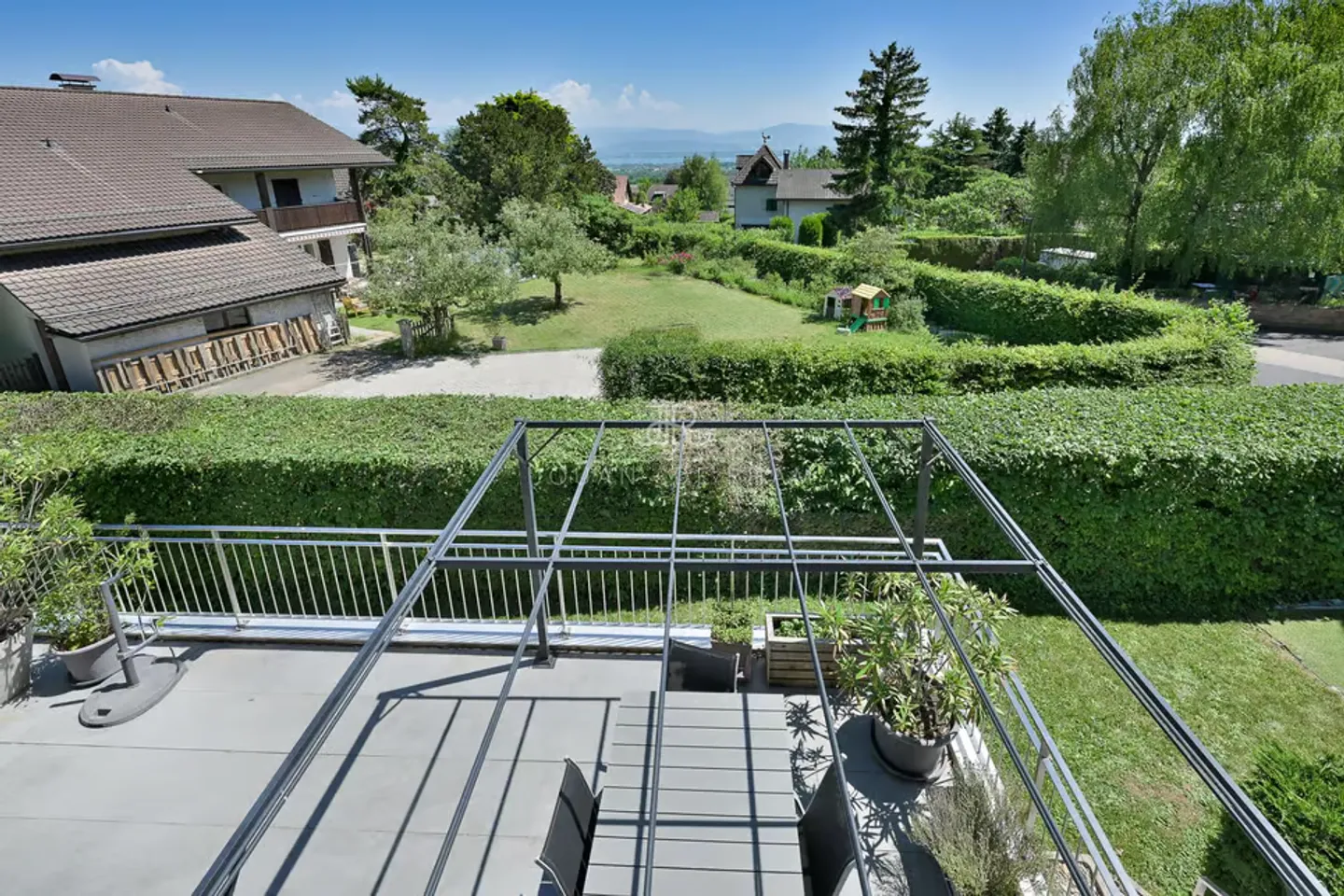 Villa avec vue sur le lac et les Alpes - Photo 11 sur 13