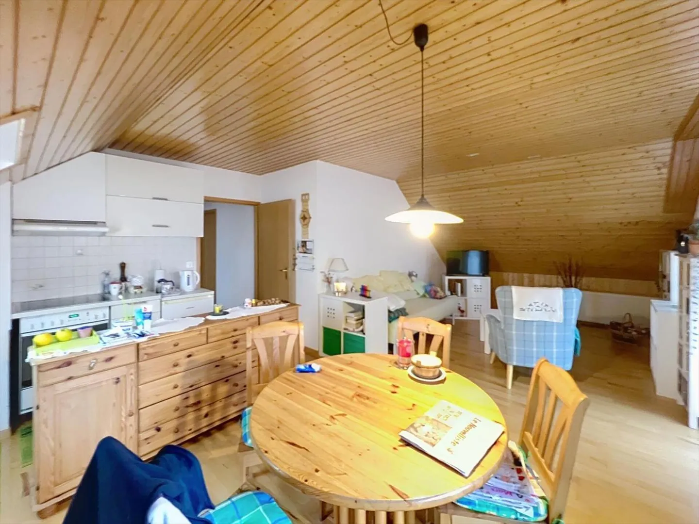Casa unifamiliare con 8,5 stanze a Ste-Croix - Foto 6 di 13