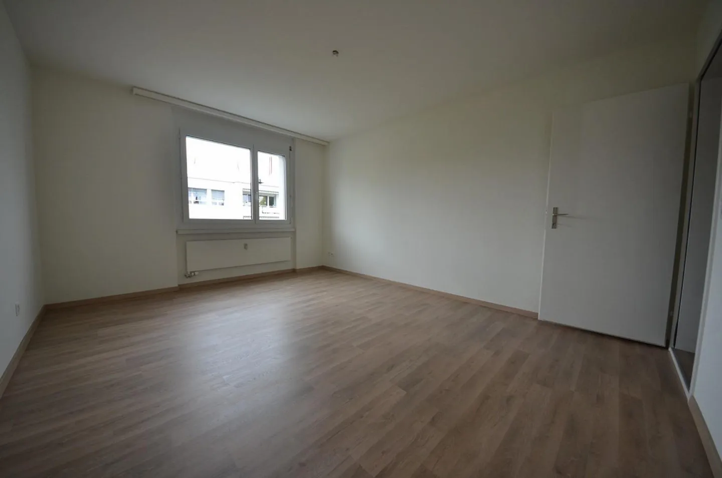 Appartamento 4.5 stanze appena ristrutturato a Wallisellen - Foto 8 di 8