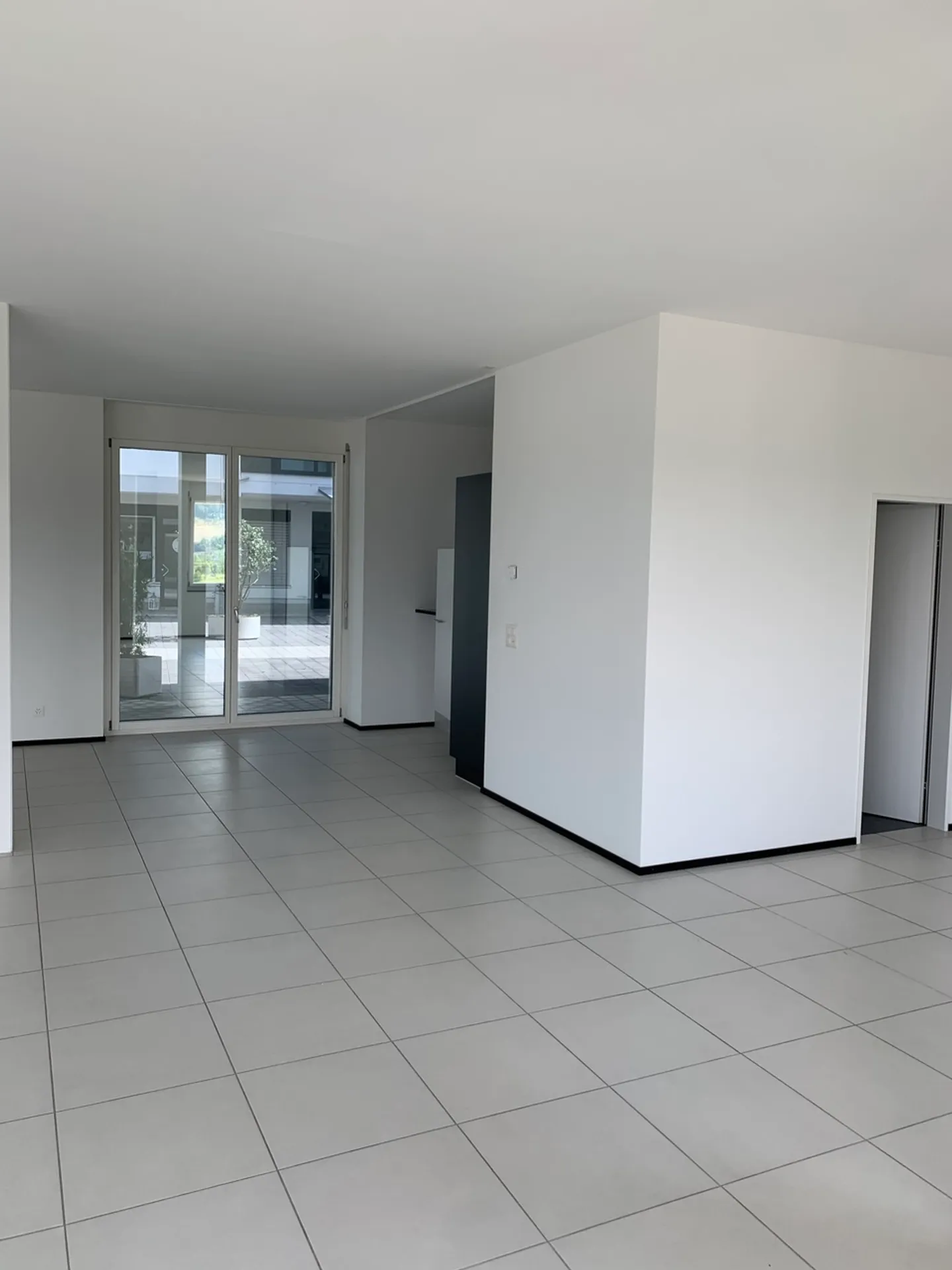 Loft-Wohnung in Gisikon - Foto 2 von 7