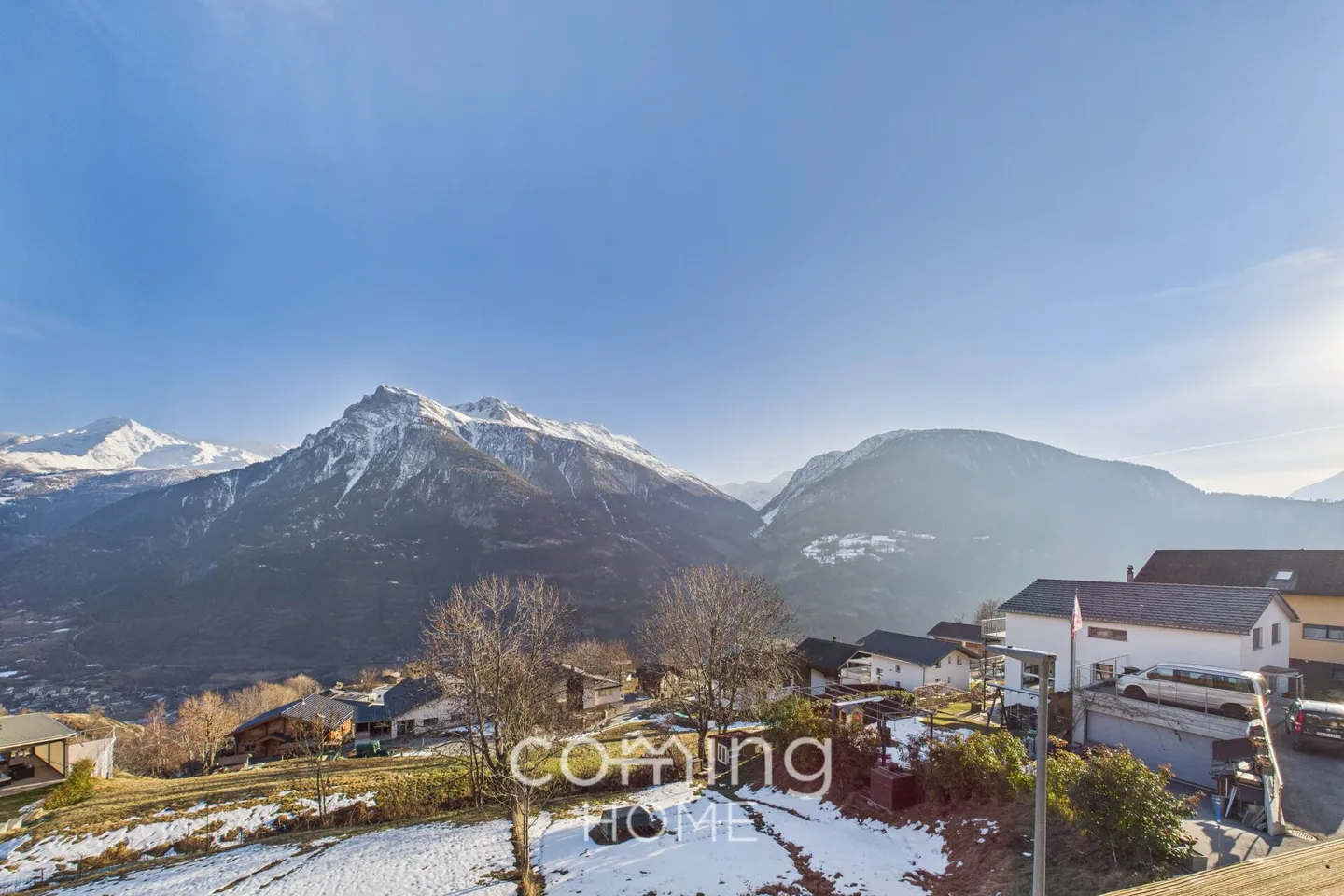 Chalet attraente di 5,5 stanze a Mund con giardino e vista sulle montagne - posizione soleggiata - Foto 12 di 14