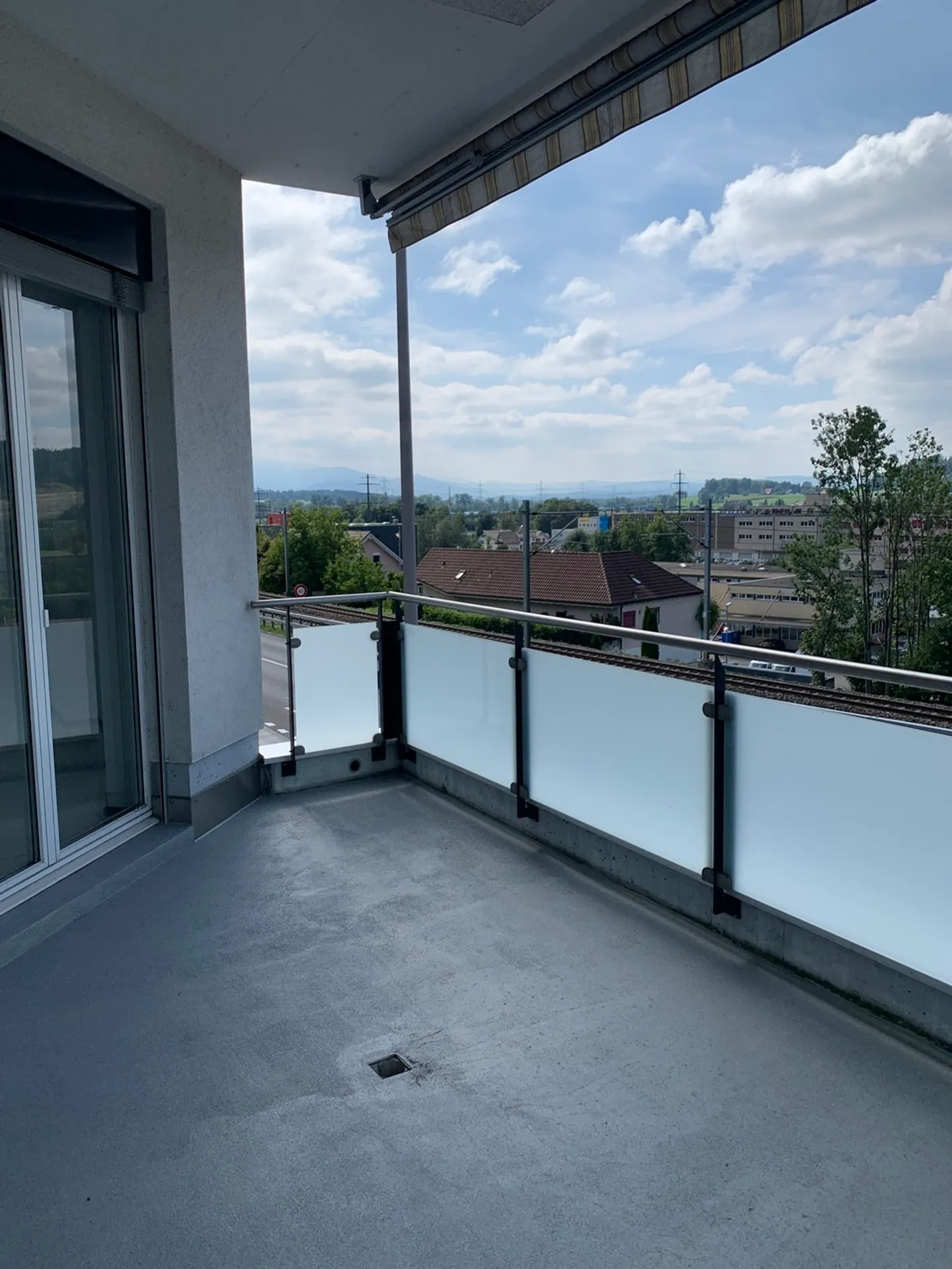 Loft-Wohnung in Gisikon - Foto 7 von 7