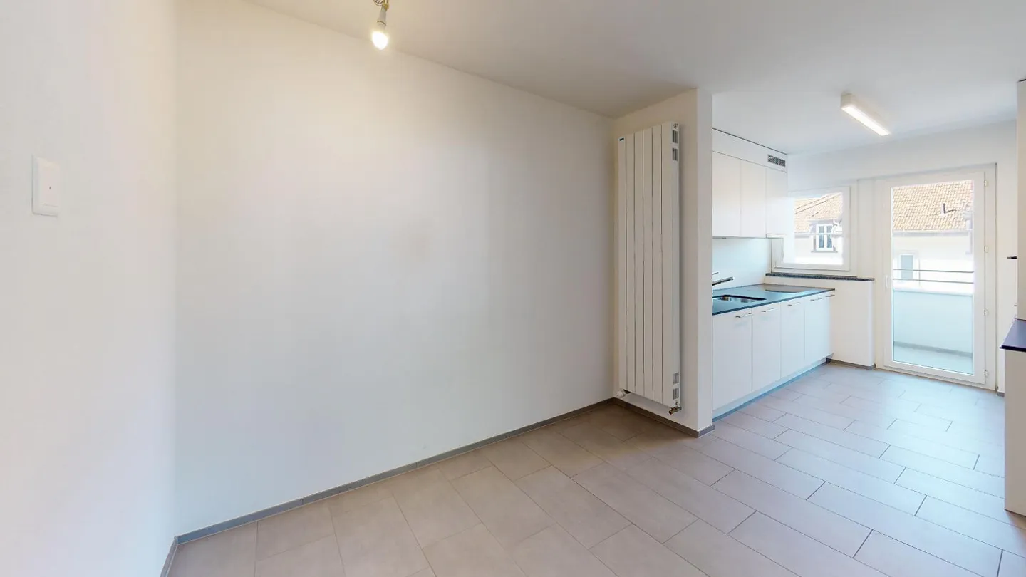 Spacious Apartment in the Center of Chur - Photo 3 of 10