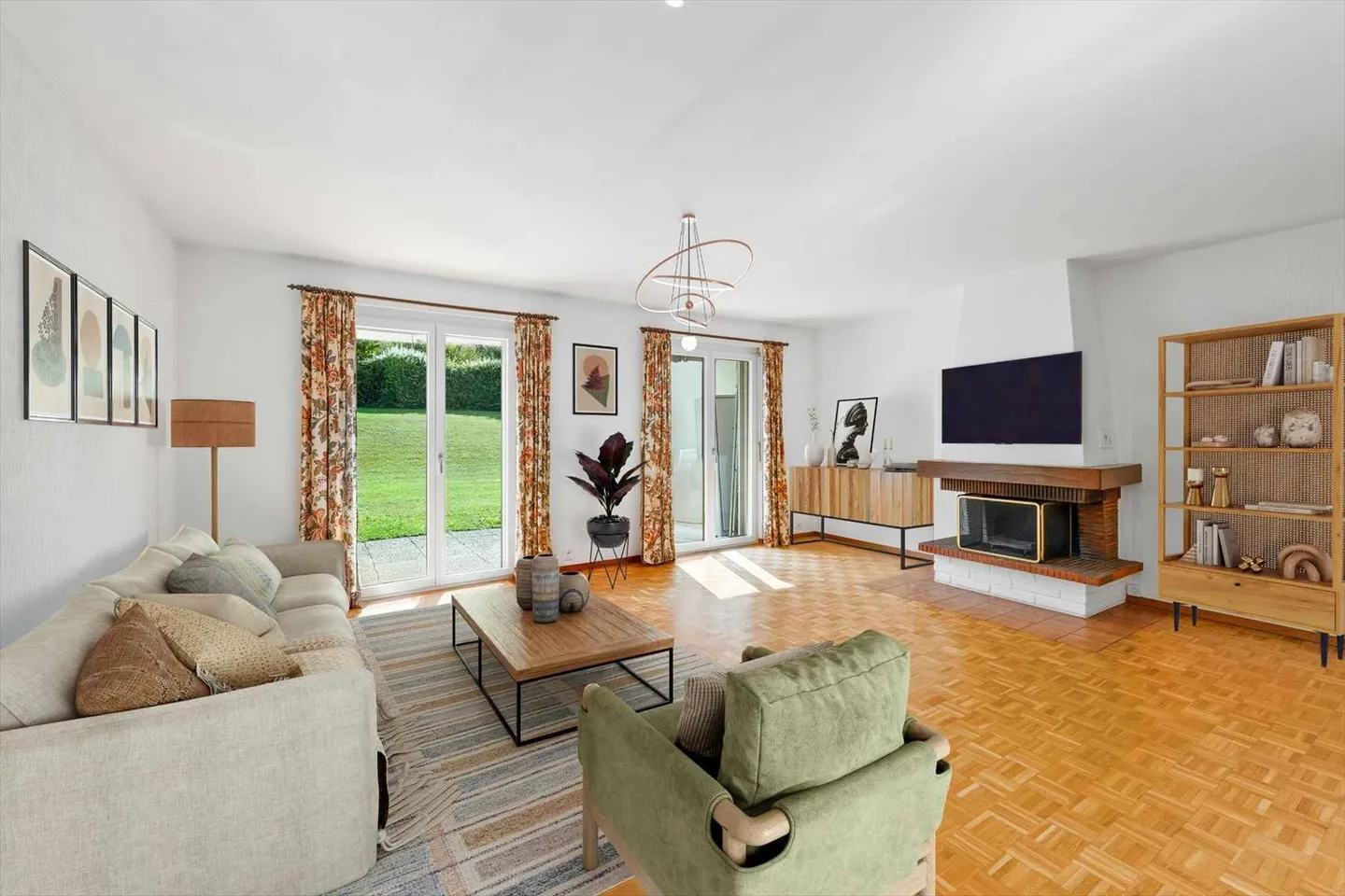 4.5 Room Apartment - Photo 2 of 11