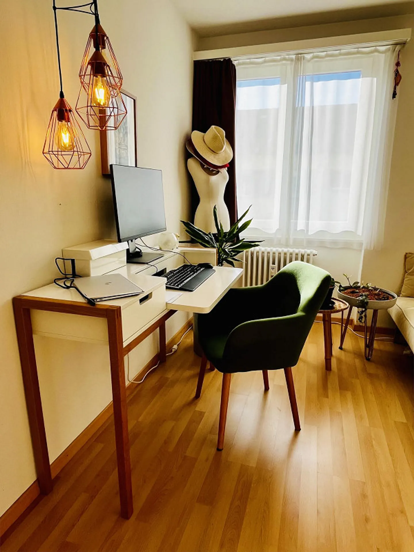 Beautiful furnished apartment for subletting for 6 months - Photo 1 of 12