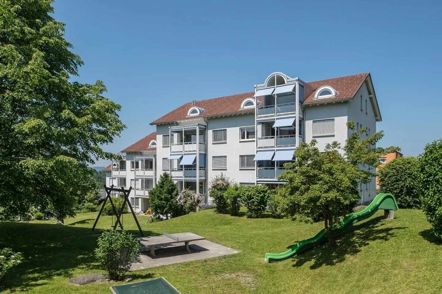 Charmant appartement 2.5 pièces - Photo 1 sur 7