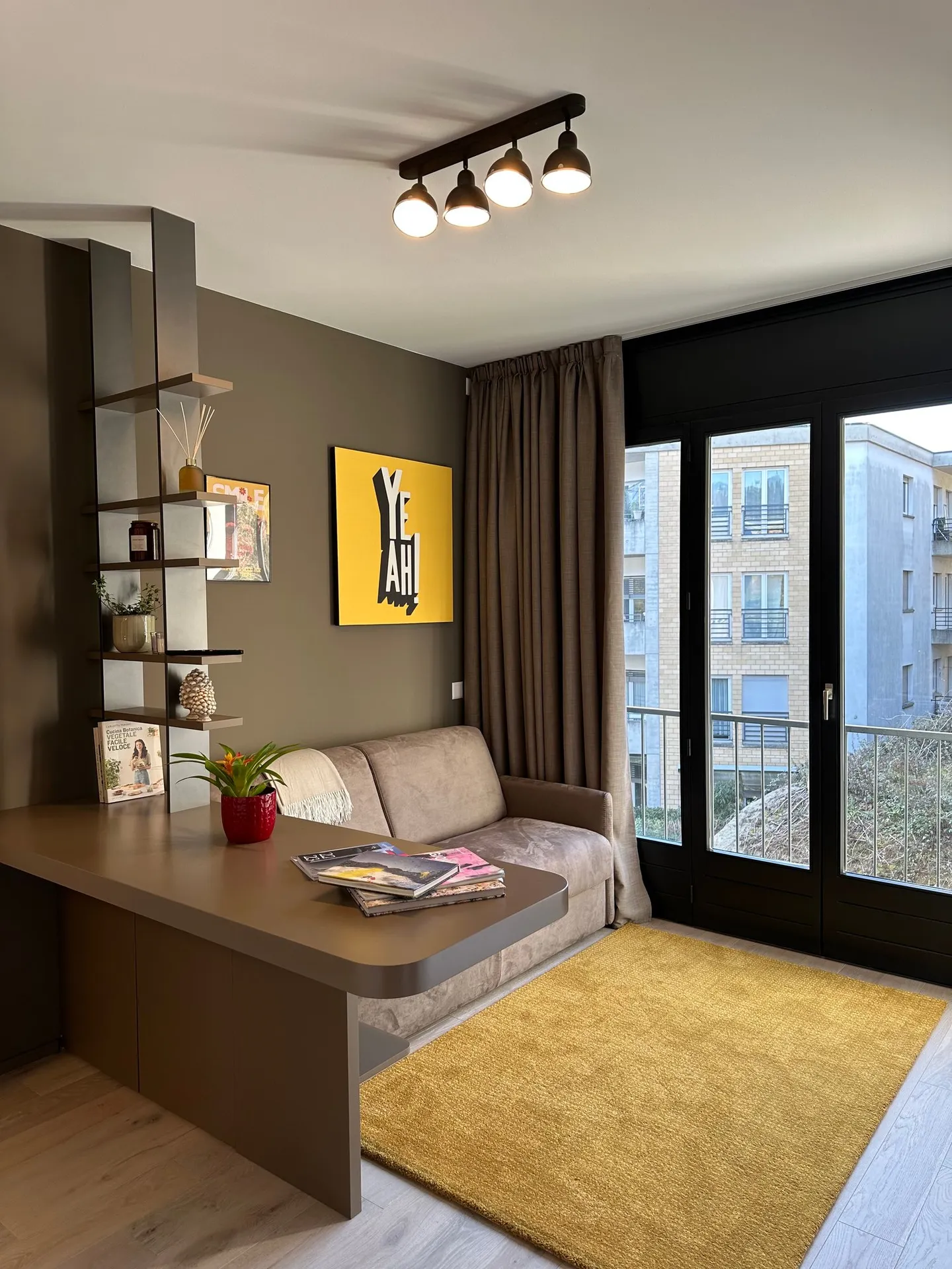 2,5 locali completamente arredati vicino al centro - Foto 1 di 11