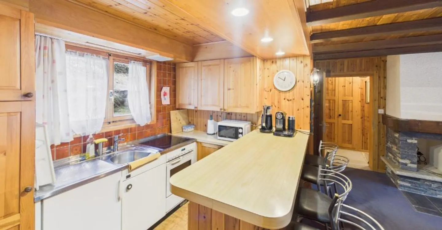 À Vendre  Superbe appartement 4.5 pièces aux Portes du Soleil à Morgins - Photo 4 of 11