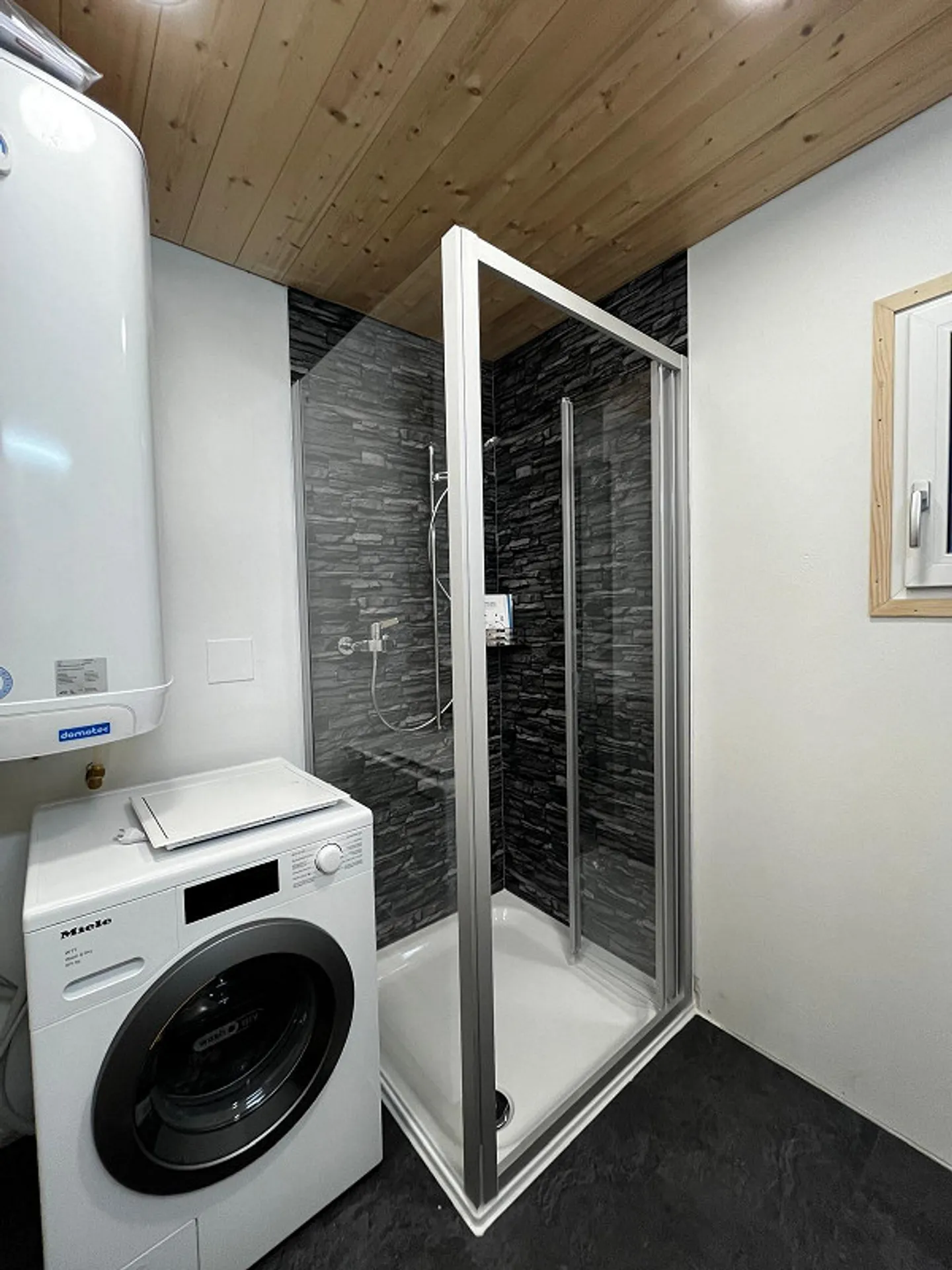 Modernes Einfamilienhaus - Foto 6 von 11