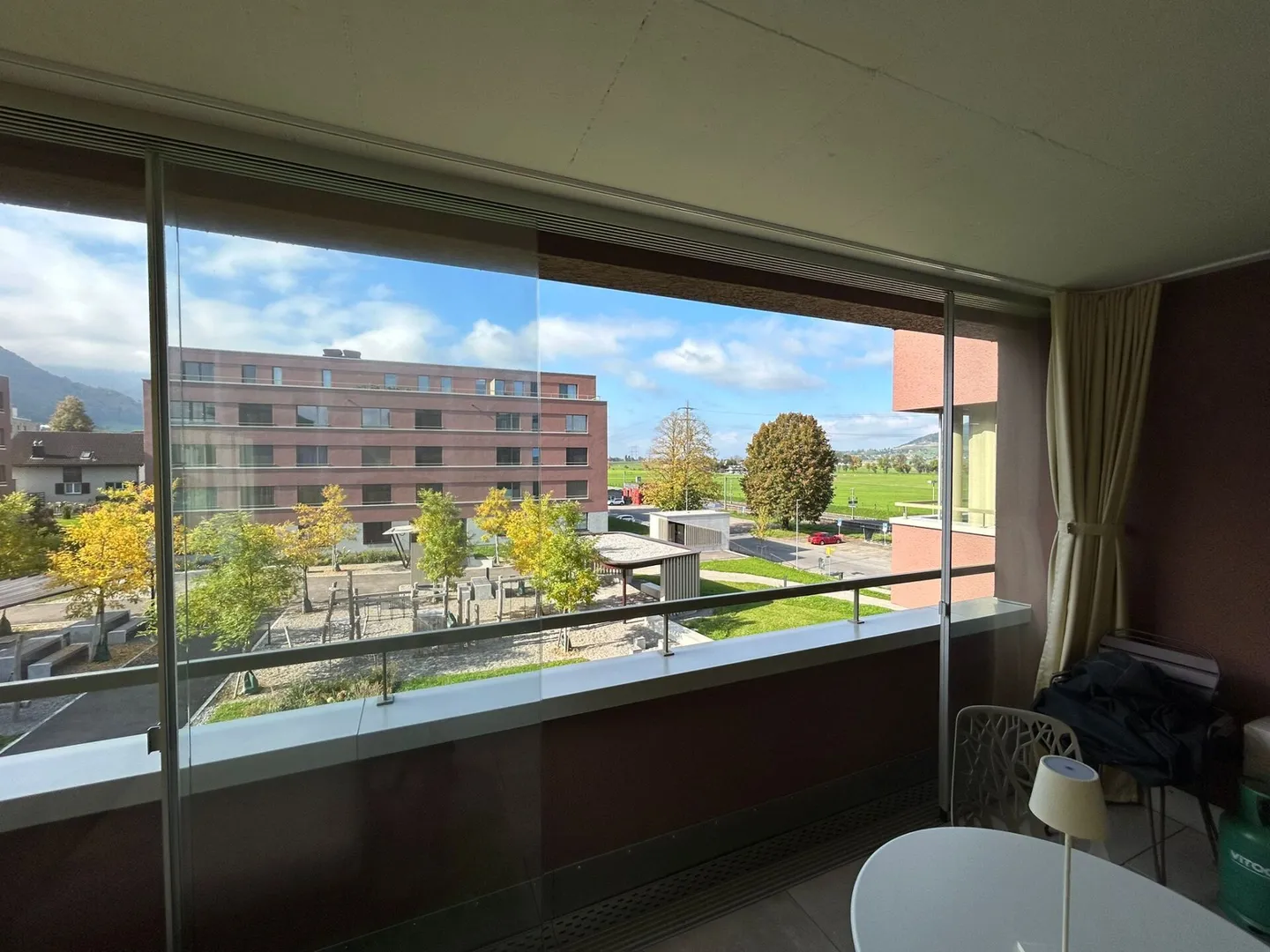 Appartement 4.5 pièces de haute qualité dans le Parco Verde bien entretenu à louer - Photo 12 sur 13