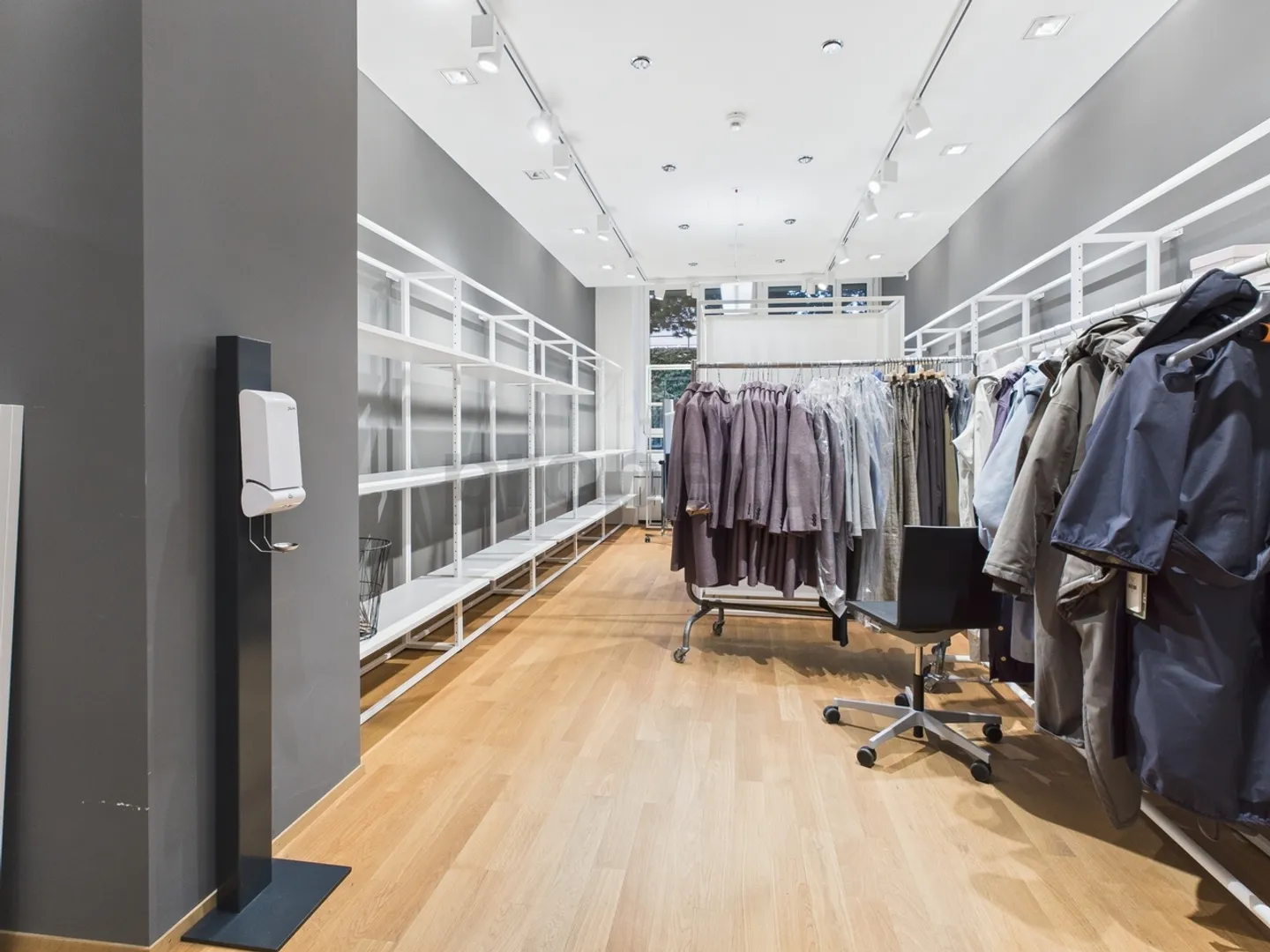 Modern Commercial Property in the Heart of Opfikon - Photo 5 of 6