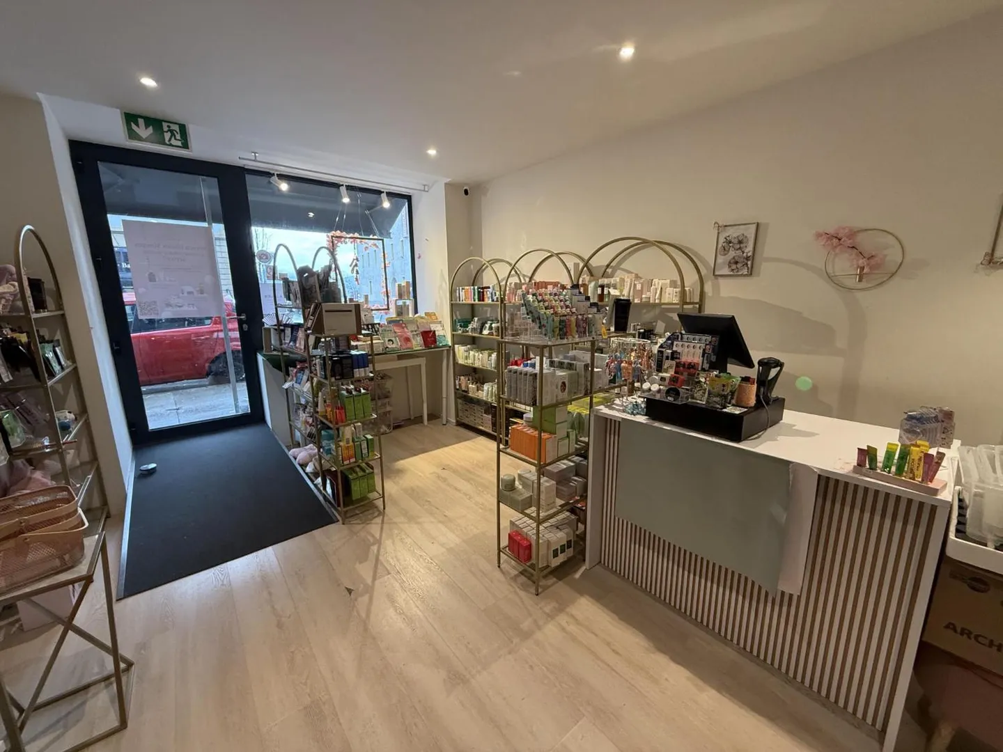 Arcade - Photo 2 of 5