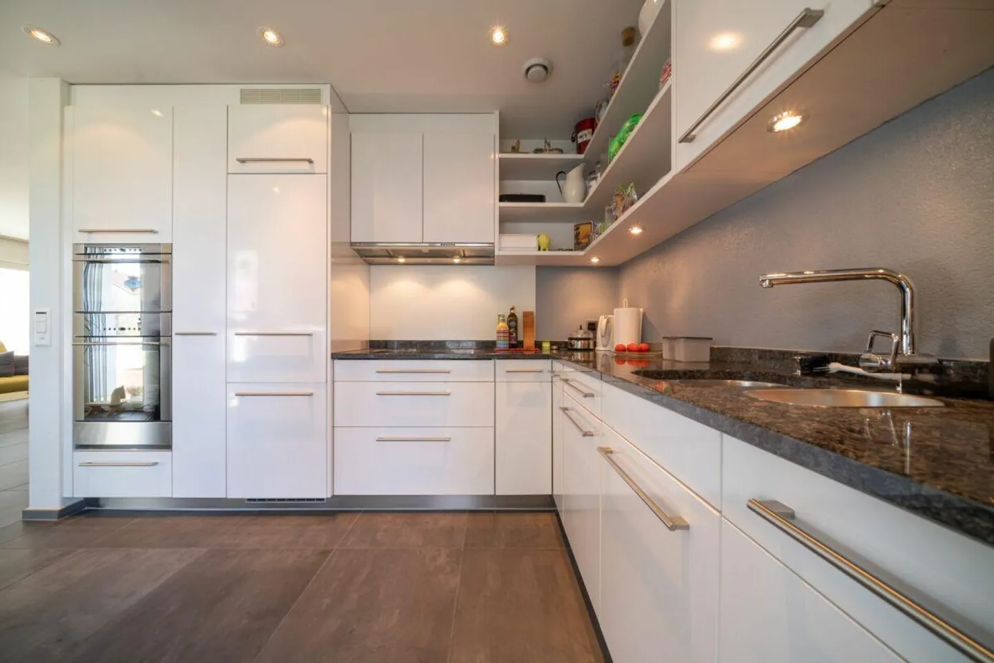 Appartement Minergie spacieux avec 31 m² de surface de terrasse près de Zurich - Photo 4 sur 6