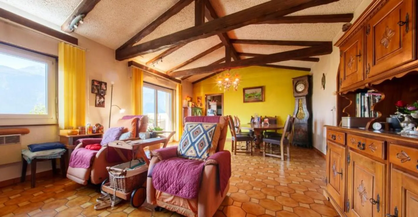 Casa Incantevole con Potenziale di Espansione - Foto 2 di 11