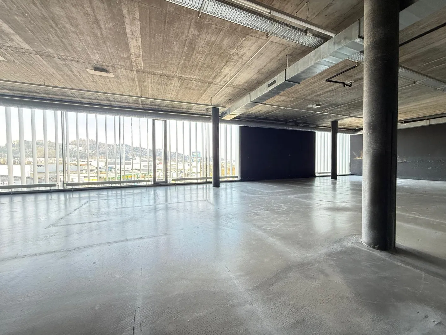 Your new location in the heart of Eastern Switzerland - right by the Shopping Arena! - Photo 8 of 9