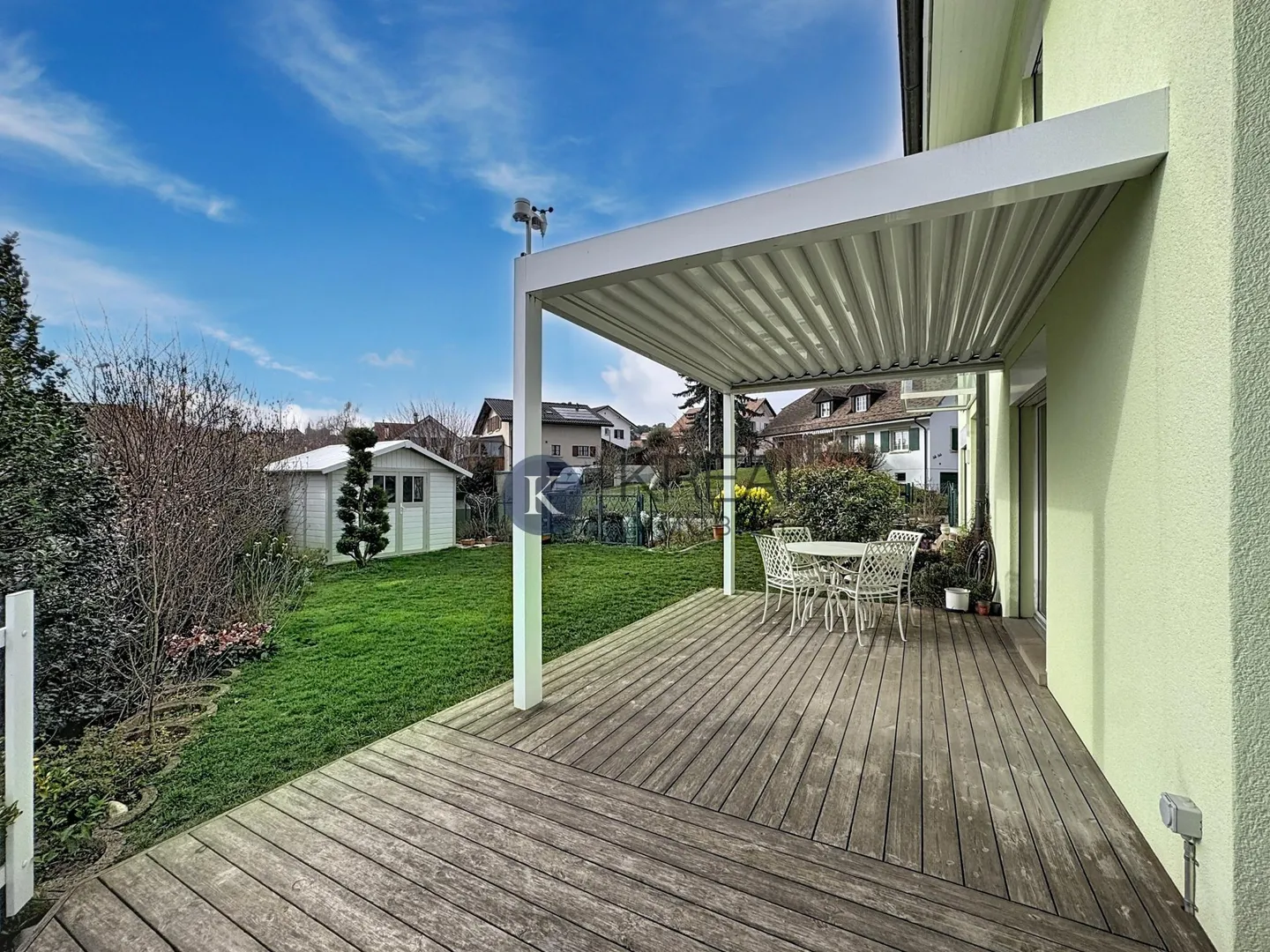 YENS - Splendida casa a schiera di 5,5 locali con giardino e terrazze - Foto 12 di 13