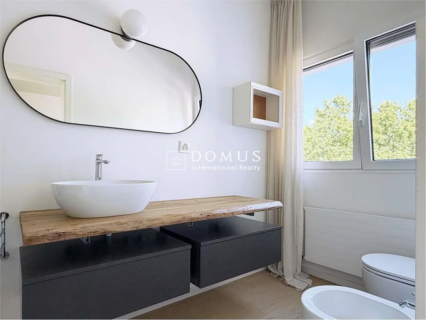 Appartamento Elegante con Vista Verde - Foto 6 di 13