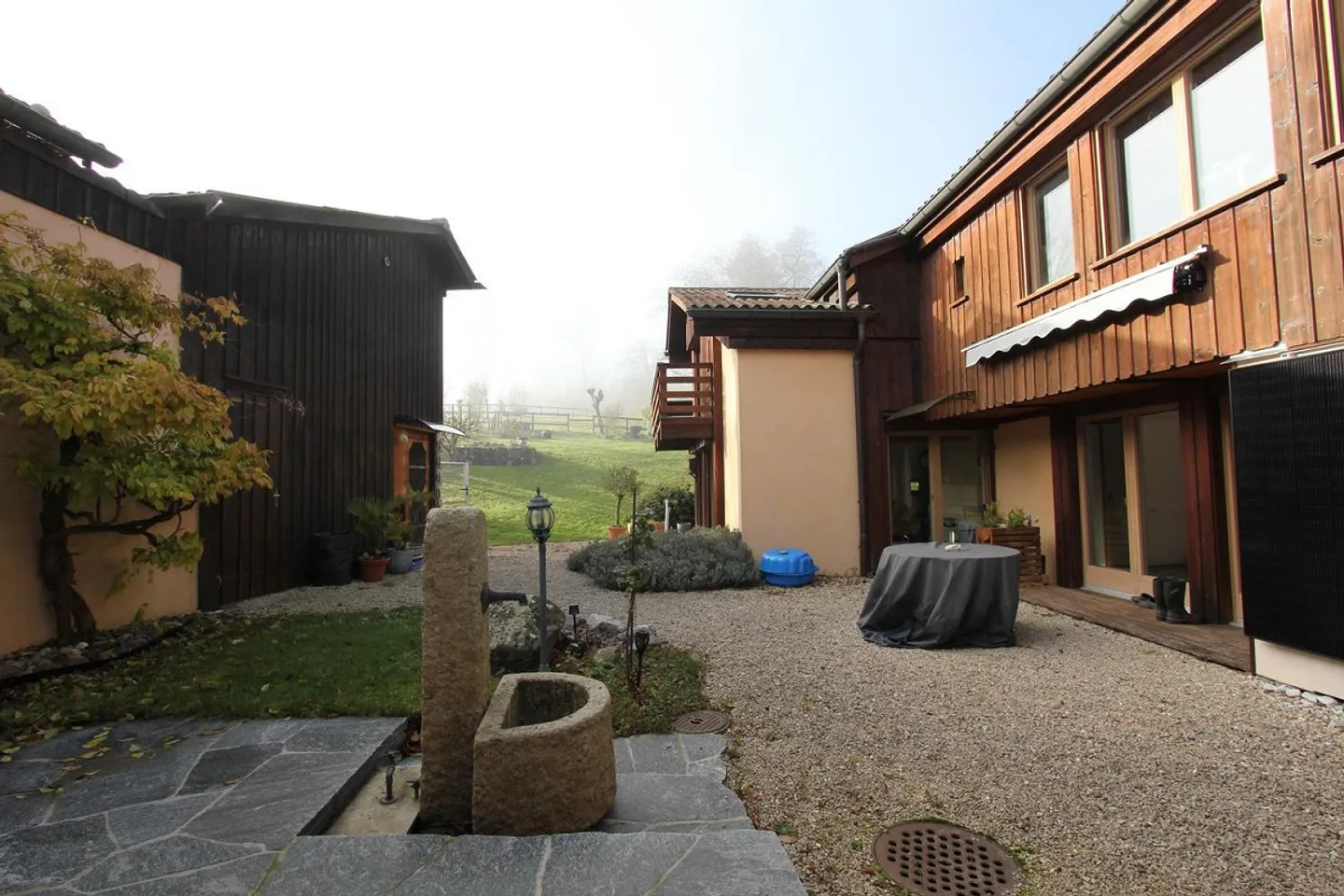 Casa Atrium Attraente in una Posizione Soleggiata e Vicina alla Città - Foto 13 di 13